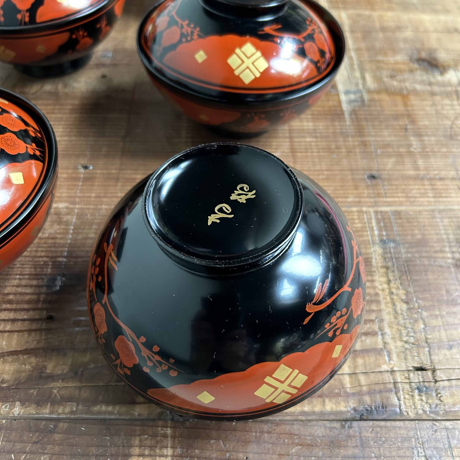 Authentic Set of Wajima-Nuri Owan Serving Bowls, Shōwa Period, Japan.