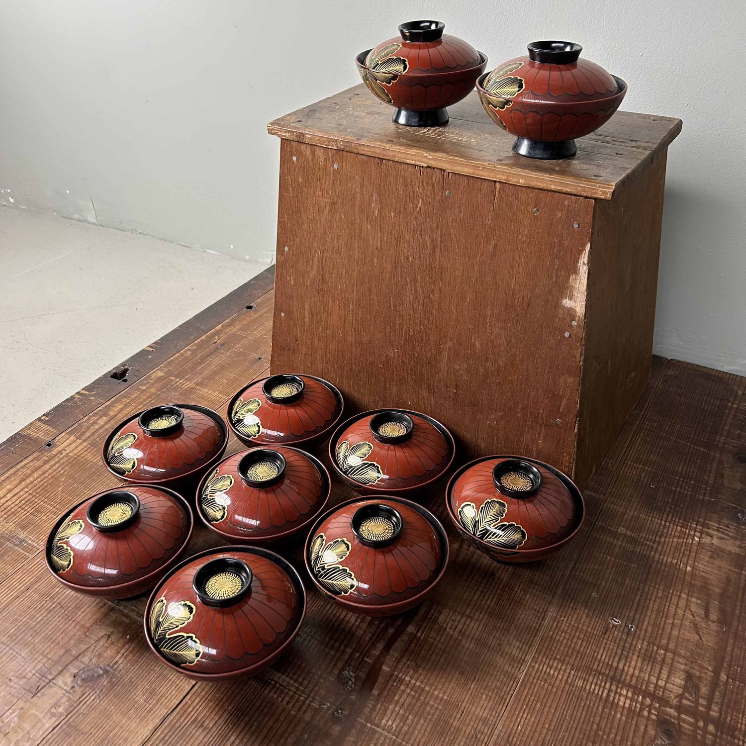 Authentic Set (10) of Wajima-Nuri Owan Serving Bowls, Shōwa Period, Japan.
