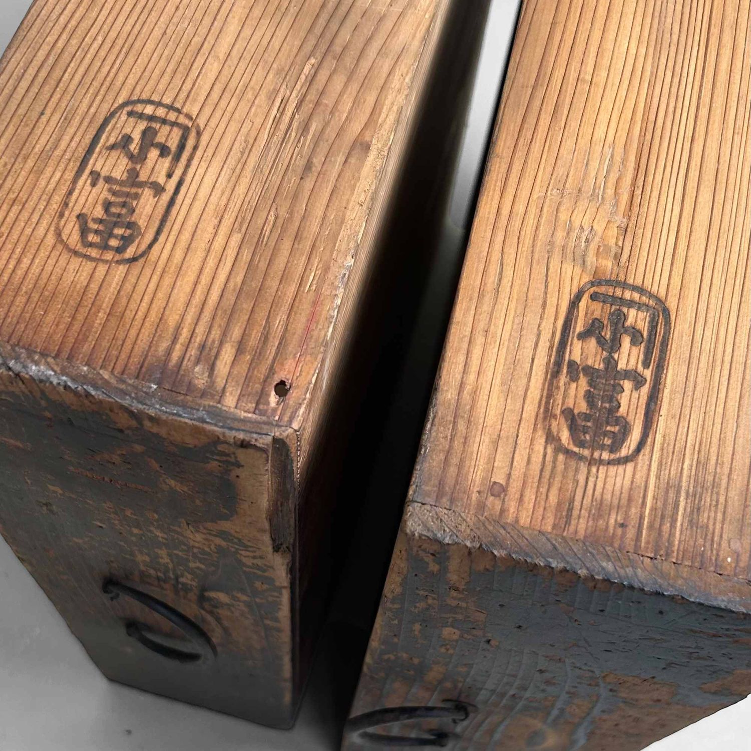 Antieke Japanse Tansu Winkelkast met Lades, Meiji-periode.