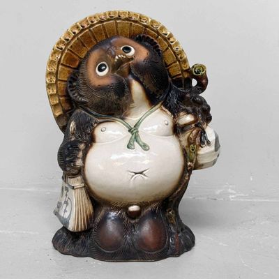 Decorative Tanuki 狸 Statue, Shigaraki Pottery, Shōwa Period, Japan.
