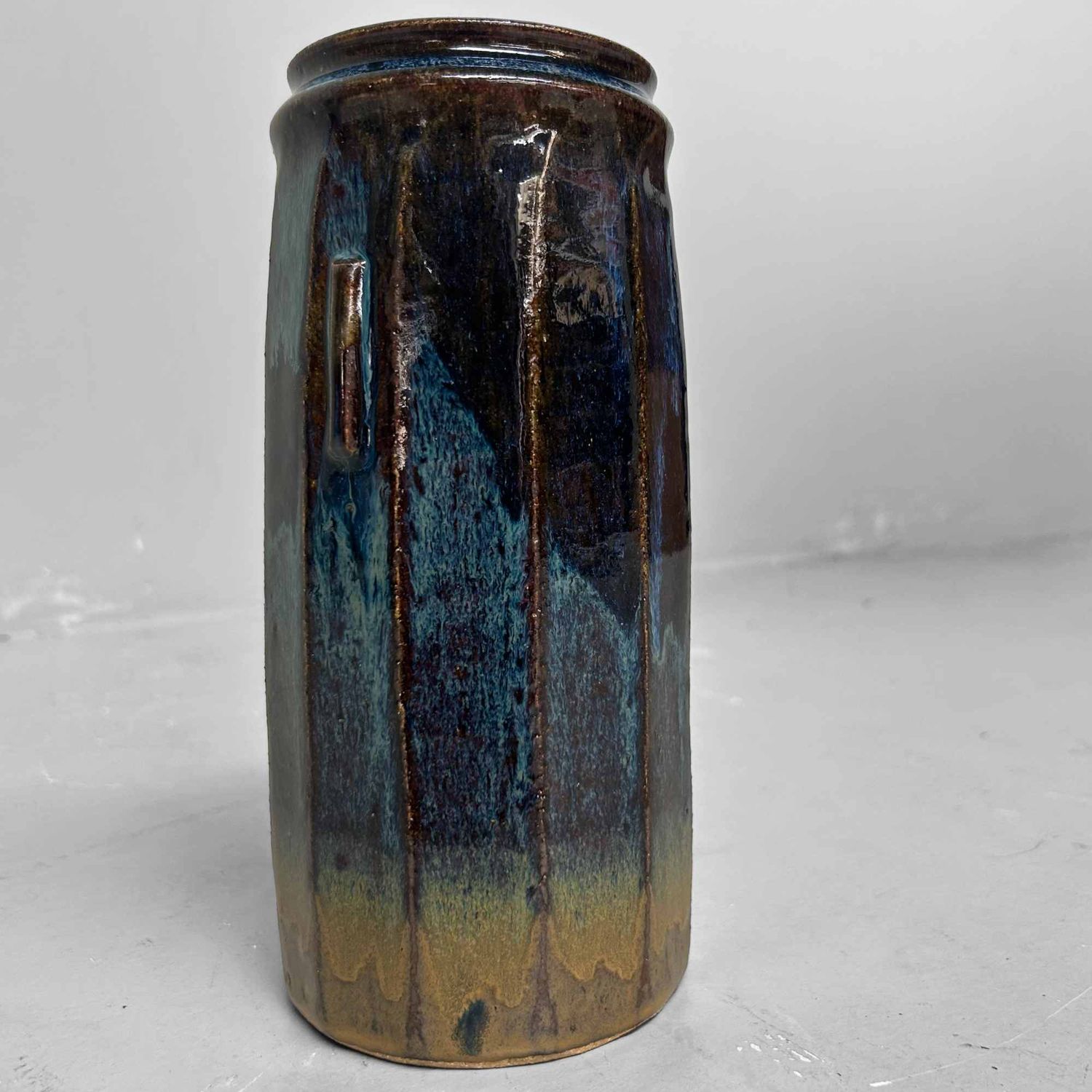 Shino Yaki 志野 Ikebana Bloemenvaas door Hasegawa, Shōwa-periode, Japan.