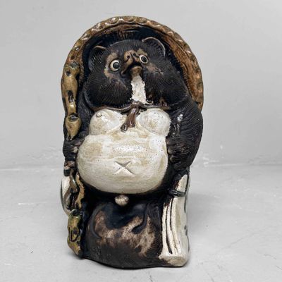 Decorative Tanuki 狸 Statue, Shigaraki Pottery, Shōwa Period, Japan.