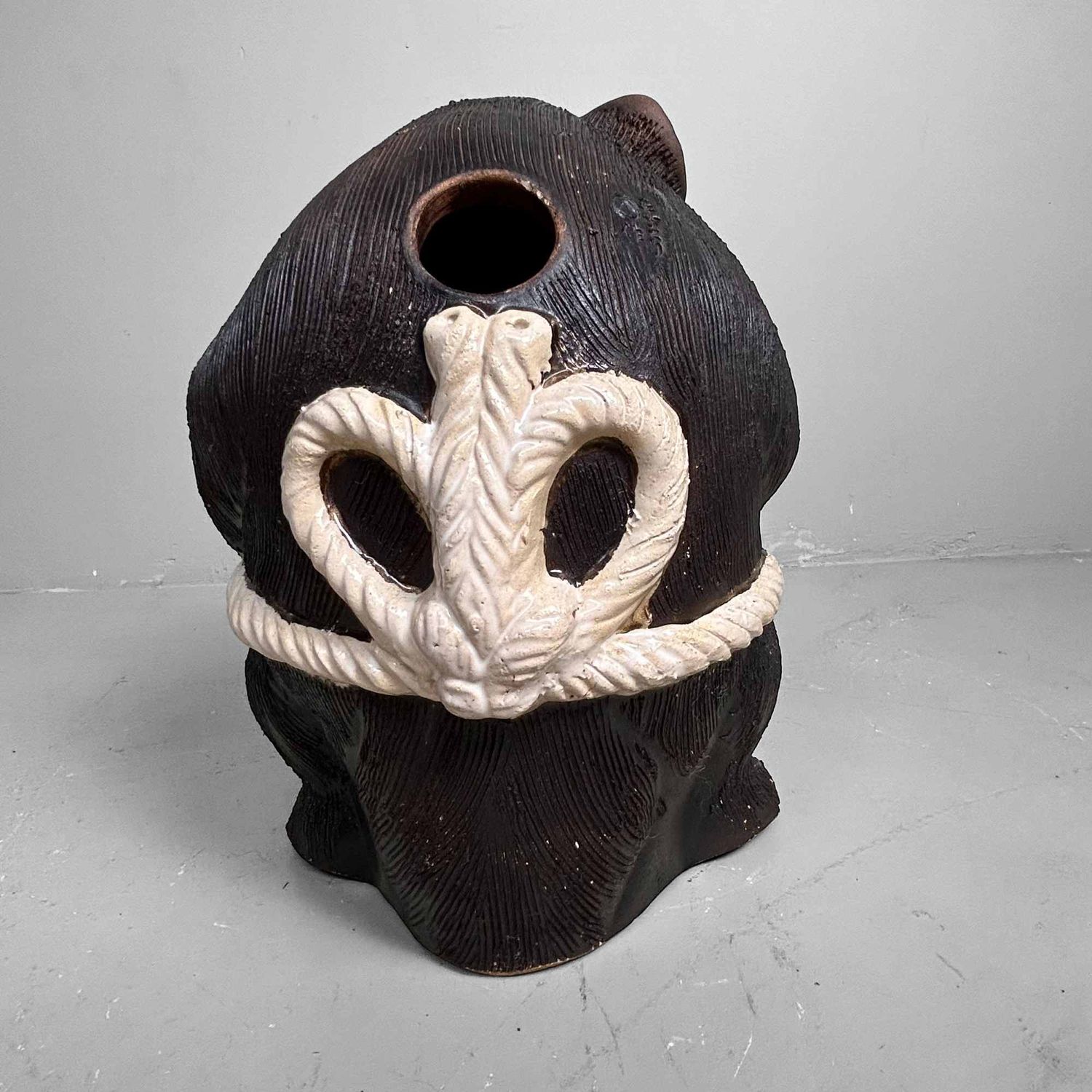 Decorative Tanuki 狸 Statue, Shigaraki Pottery, Shōwa Period, Japan.