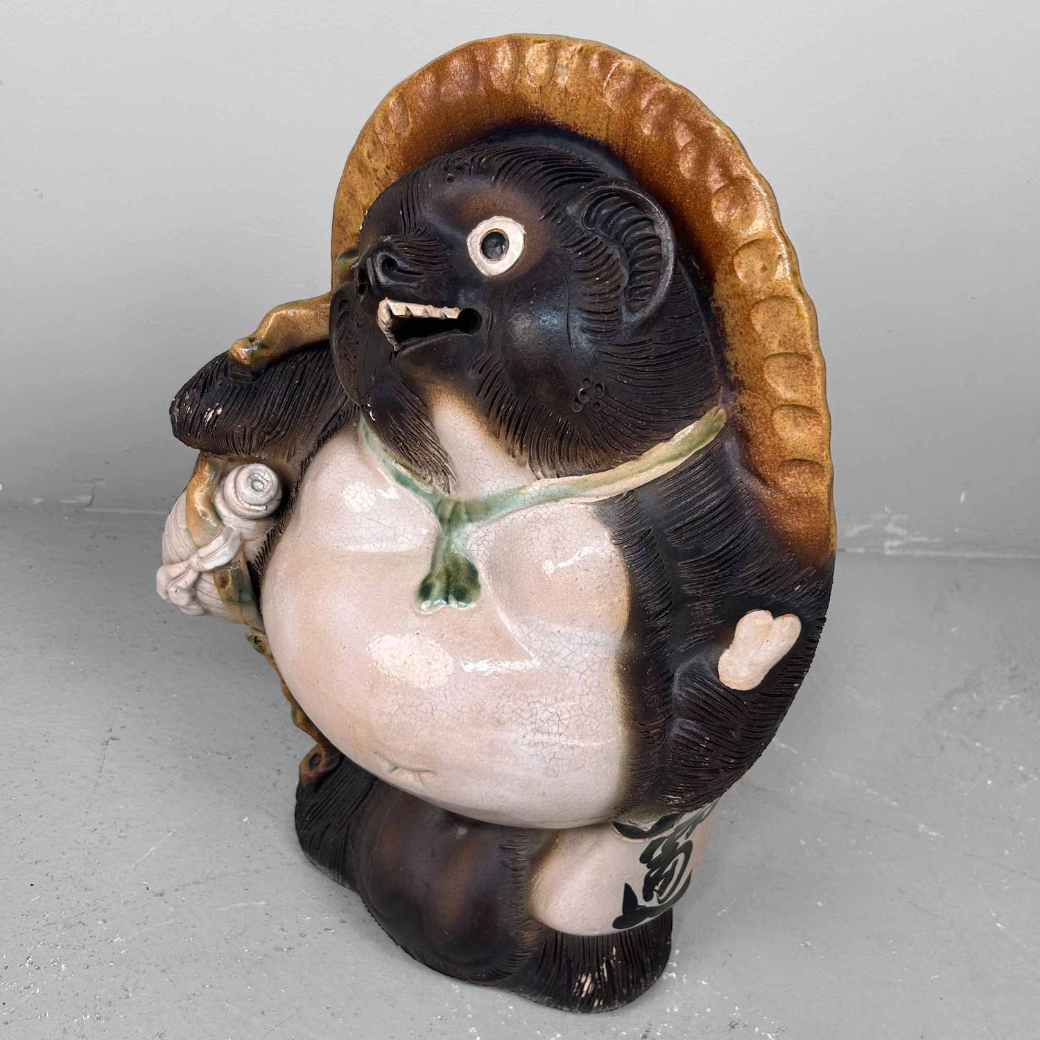 Large Decorative Tanuki 狸 Statue, Shigaraki Pottery, Shōwa Period, Japan.