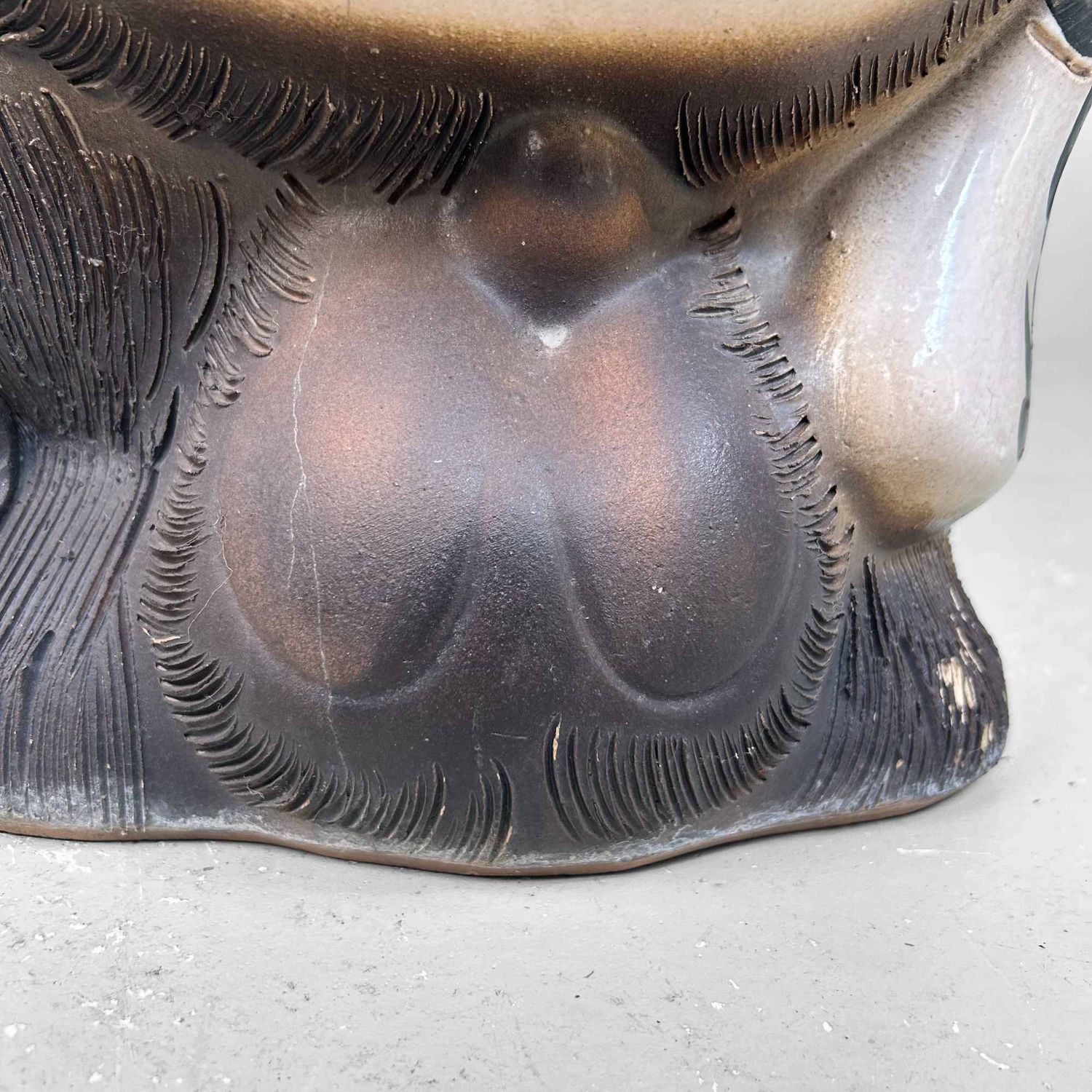 Large Decorative Tanuki 狸 Statue, Shigaraki Pottery, Shōwa Period, Japan.