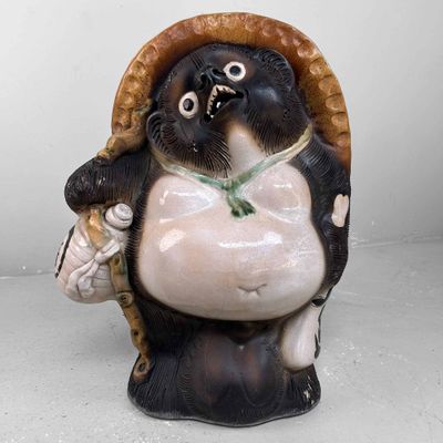 Large Decorative Tanuki 狸 Statue, Shigaraki Pottery, Shōwa Period, Japan.