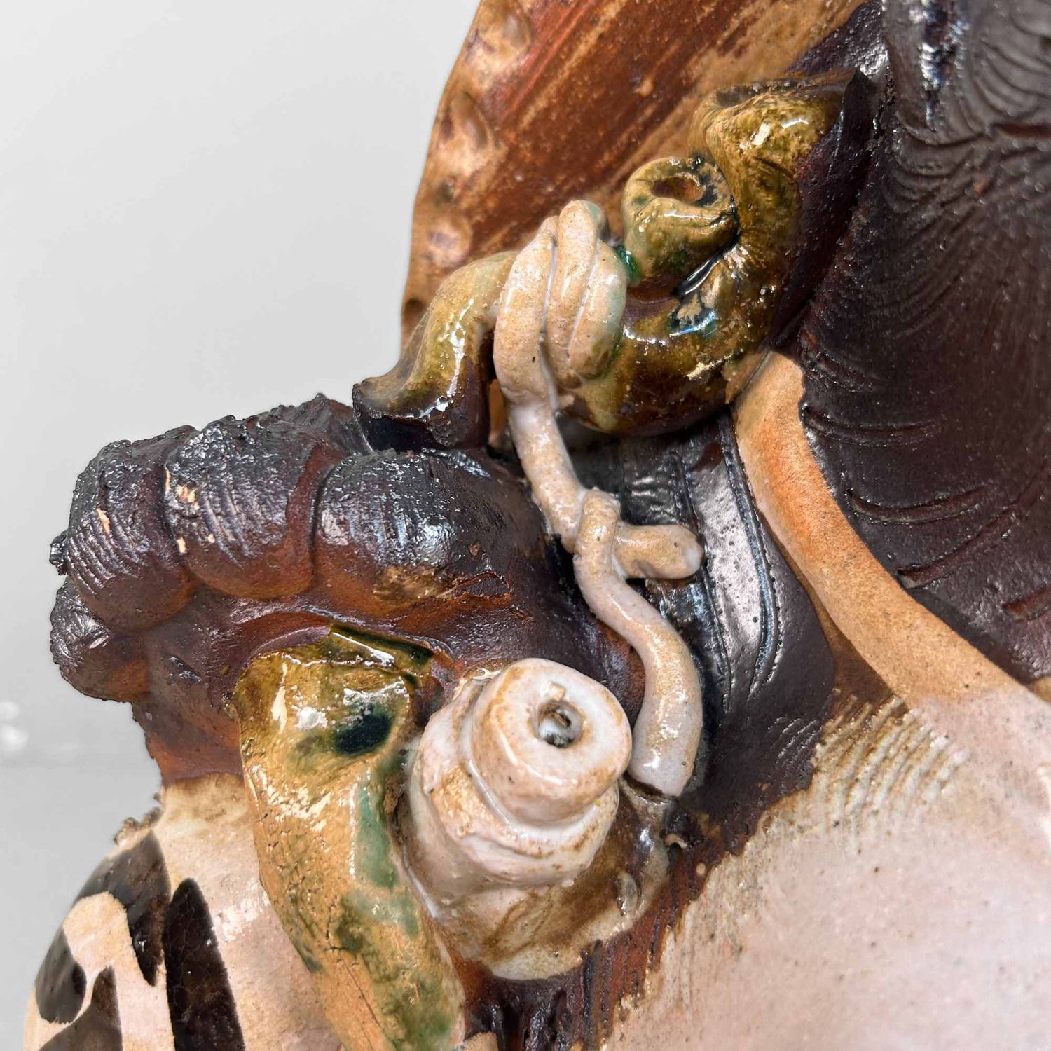 Large Decorative Tanuki 狸 Statue, Shigaraki Pottery, Shōwa Period, Japan.