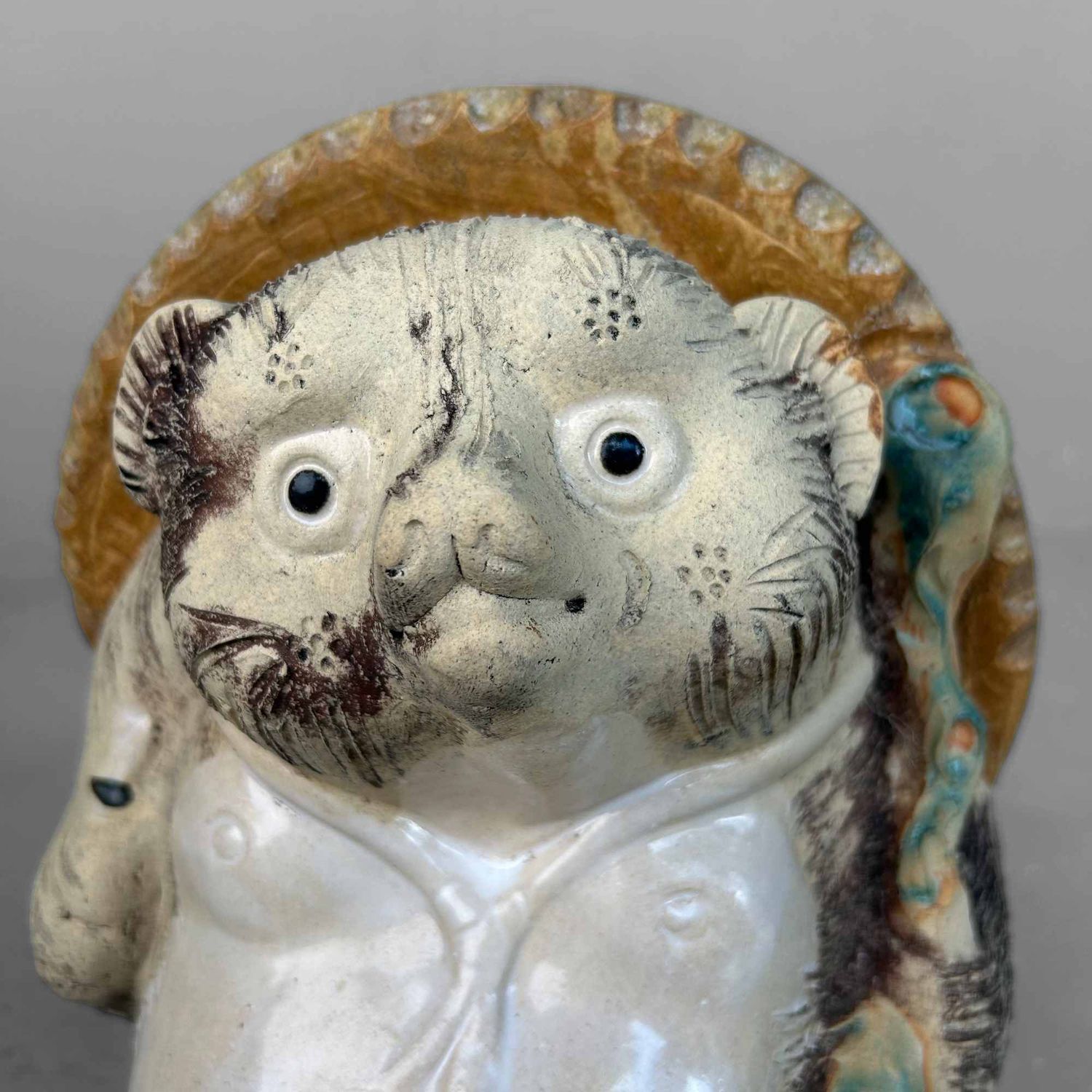 Decorative Tanuki 狸 Statue, Shigaraki Pottery, Shōwa Period, Japan.