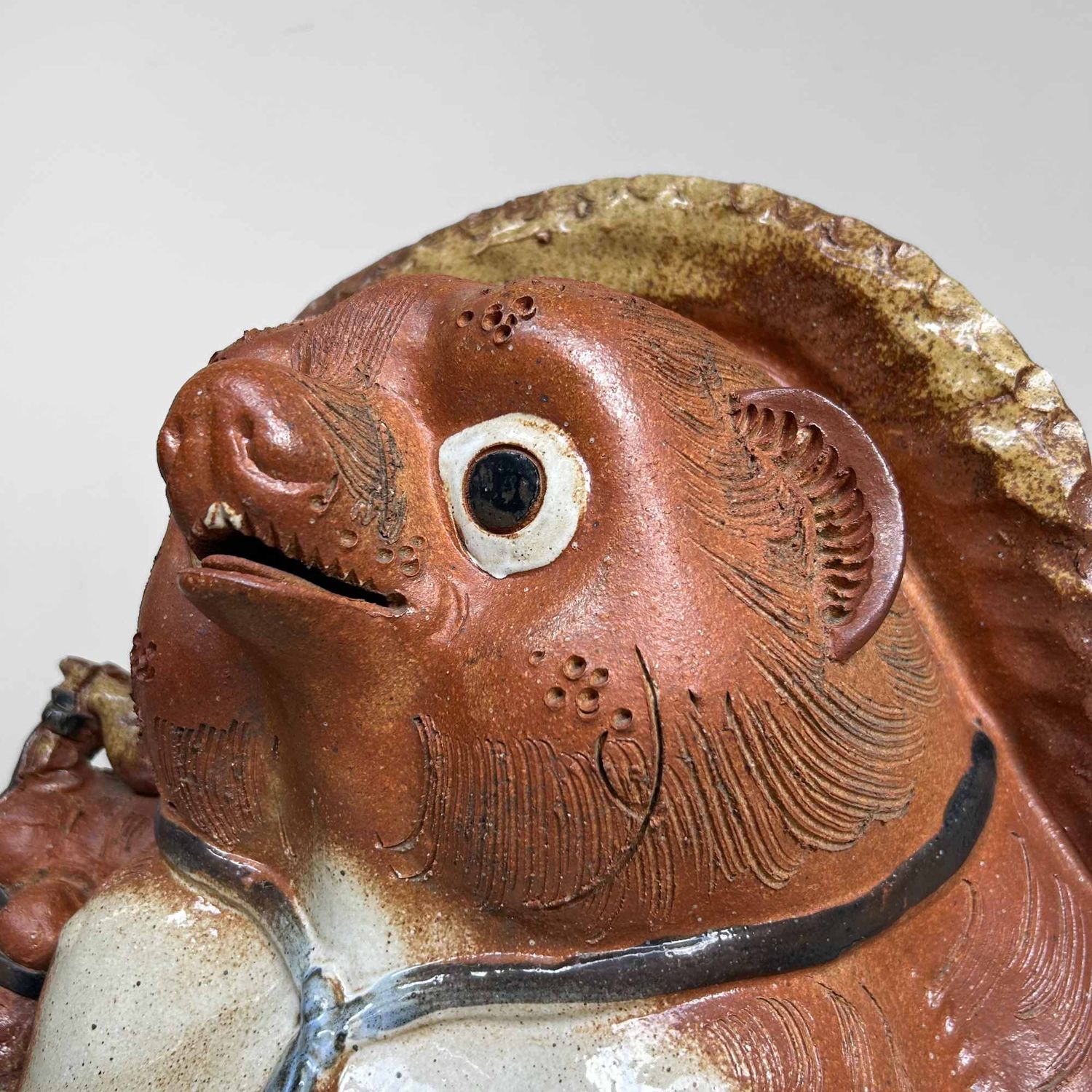 Large Decorative Tanuki 狸 Statue, Shigaraki Pottery, Shōwa Period, Japan.