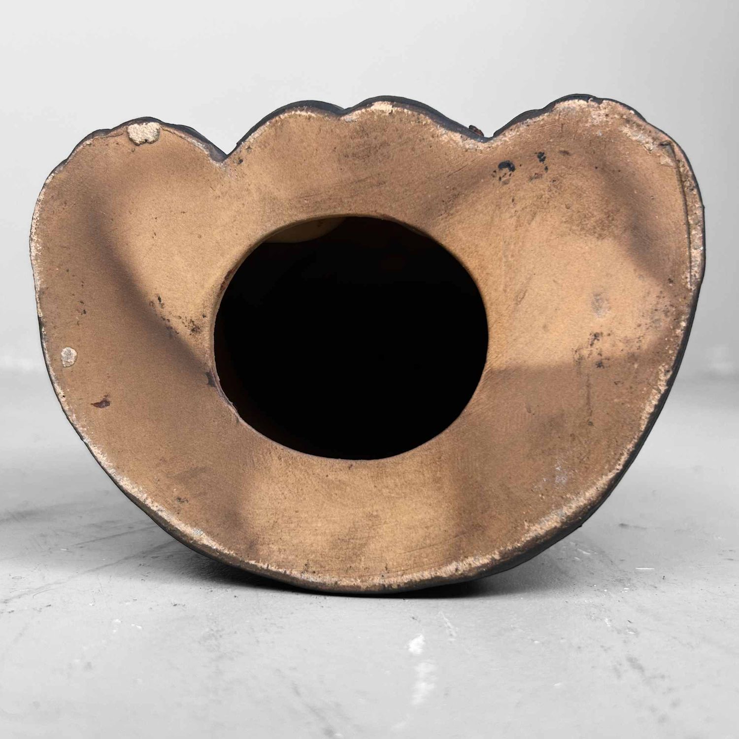 Decoratief Tanuki 狸 Beeld, Shigaraki Aardewerk, Shōwa-periode, Japan.