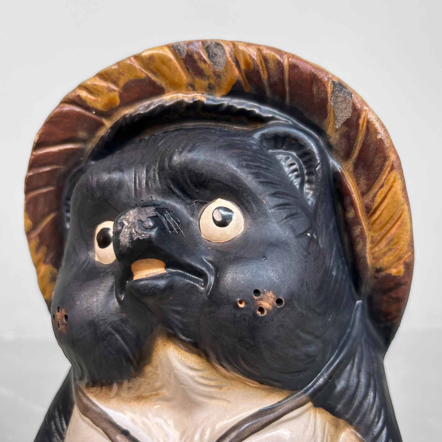 Decoratief Tanuki 狸 Beeld, Shigaraki Aardewerk, Shōwa-periode, Japan.