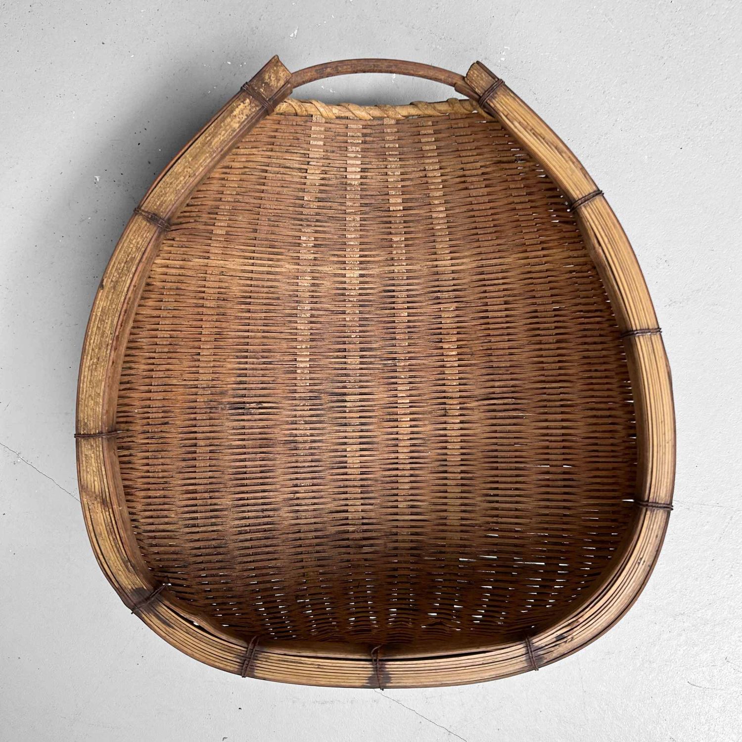 Japanse Kago Zaru Droogmand, Bamboe, Shōwa periode.