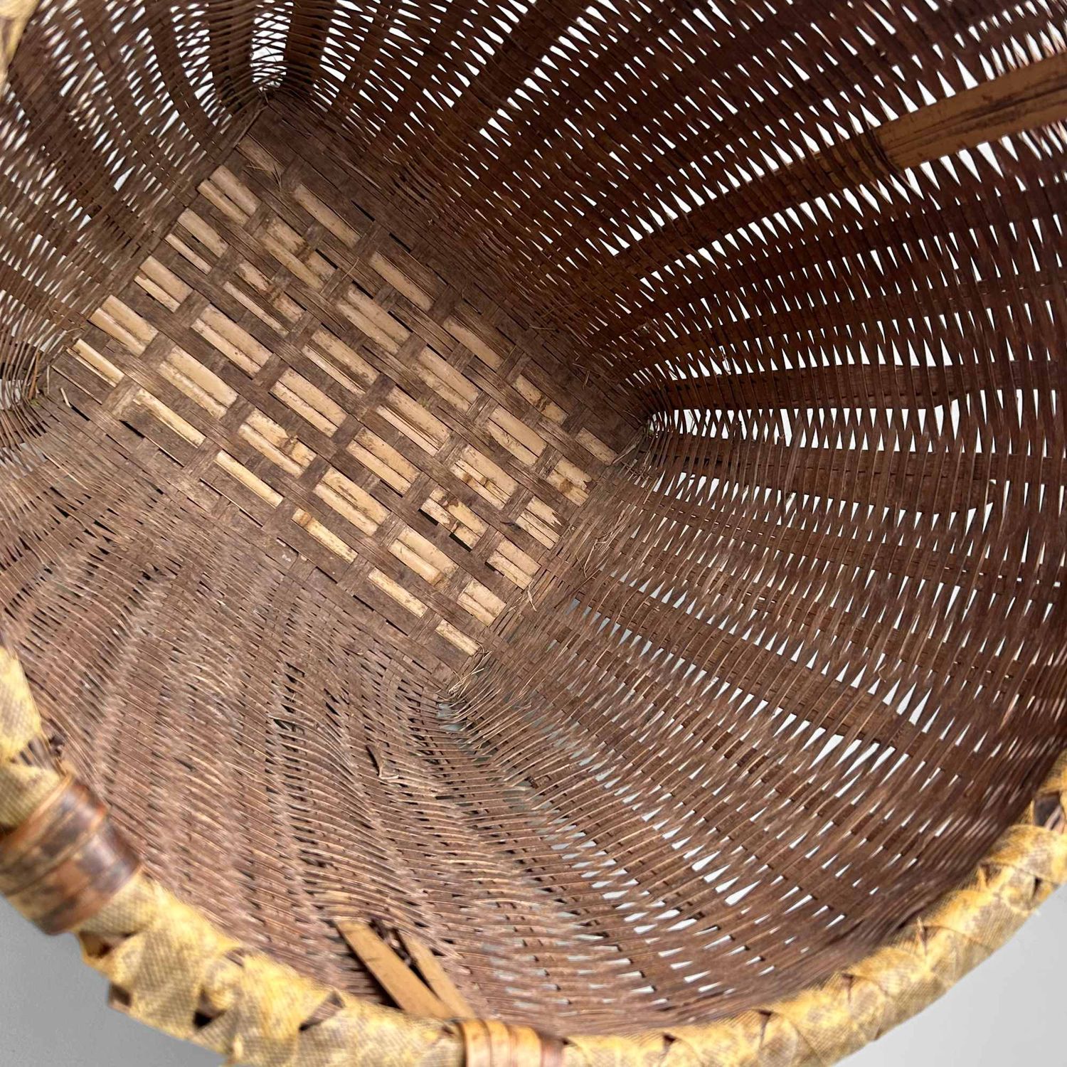 Grote Hand Gevlochten Bamboe Oogstmand, Shōwa-periode, Japan.