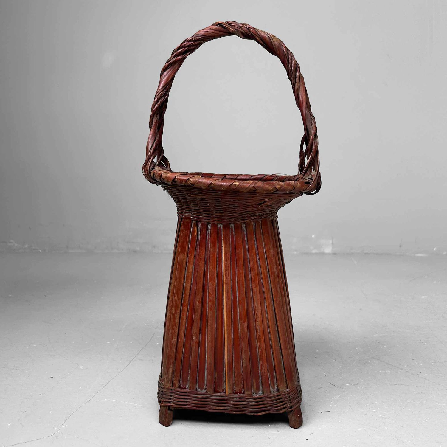 Handgevlochten Ikebana 生け花 Bloemenmand, jaren '50, Japan.