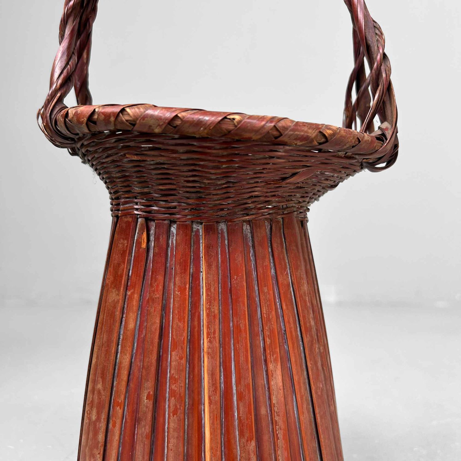 Handgevlochten Ikebana 生け花 Bloemenmand, jaren '50, Japan.