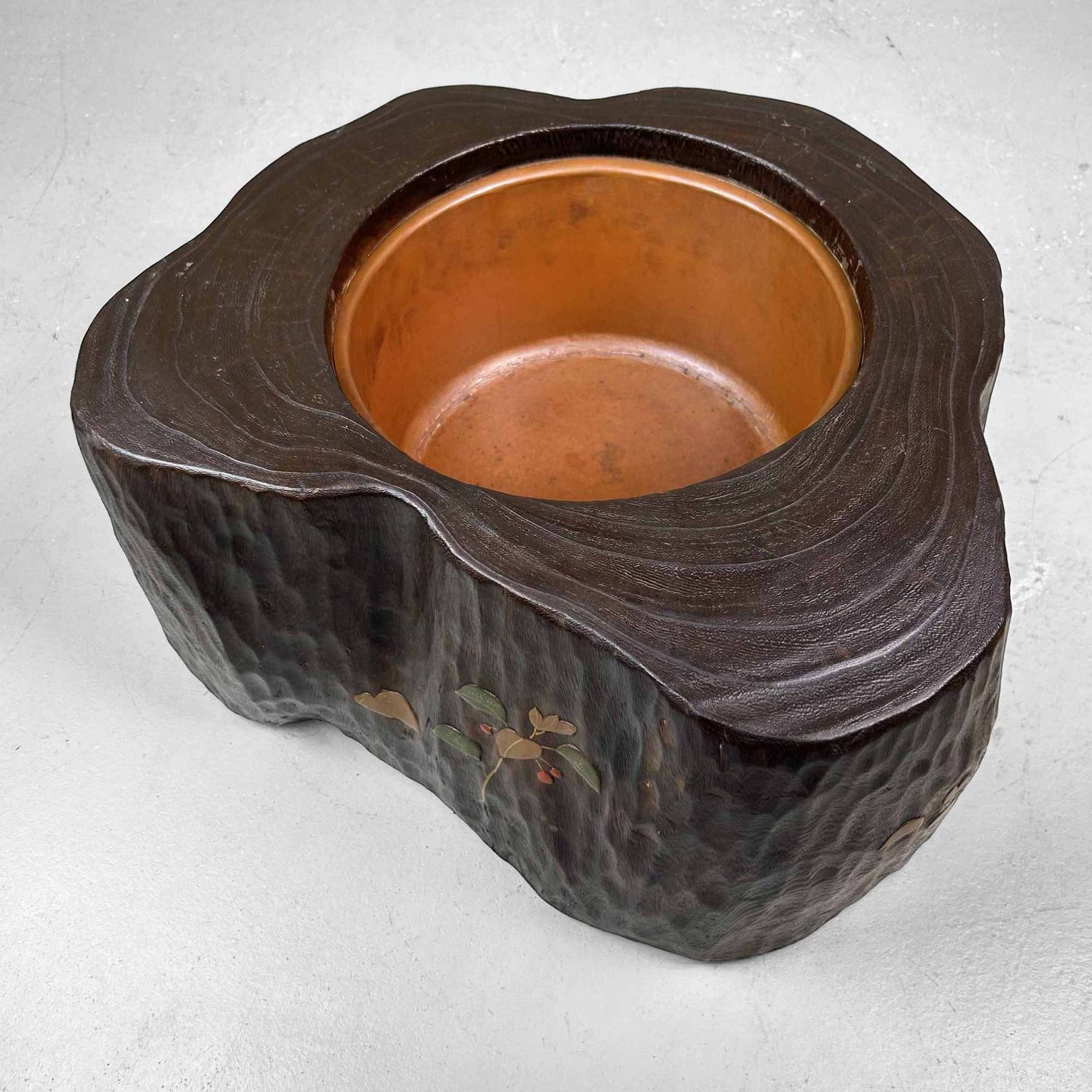 Vintage Kiri Maki-e Hibachi, Shōwa period, Japan.