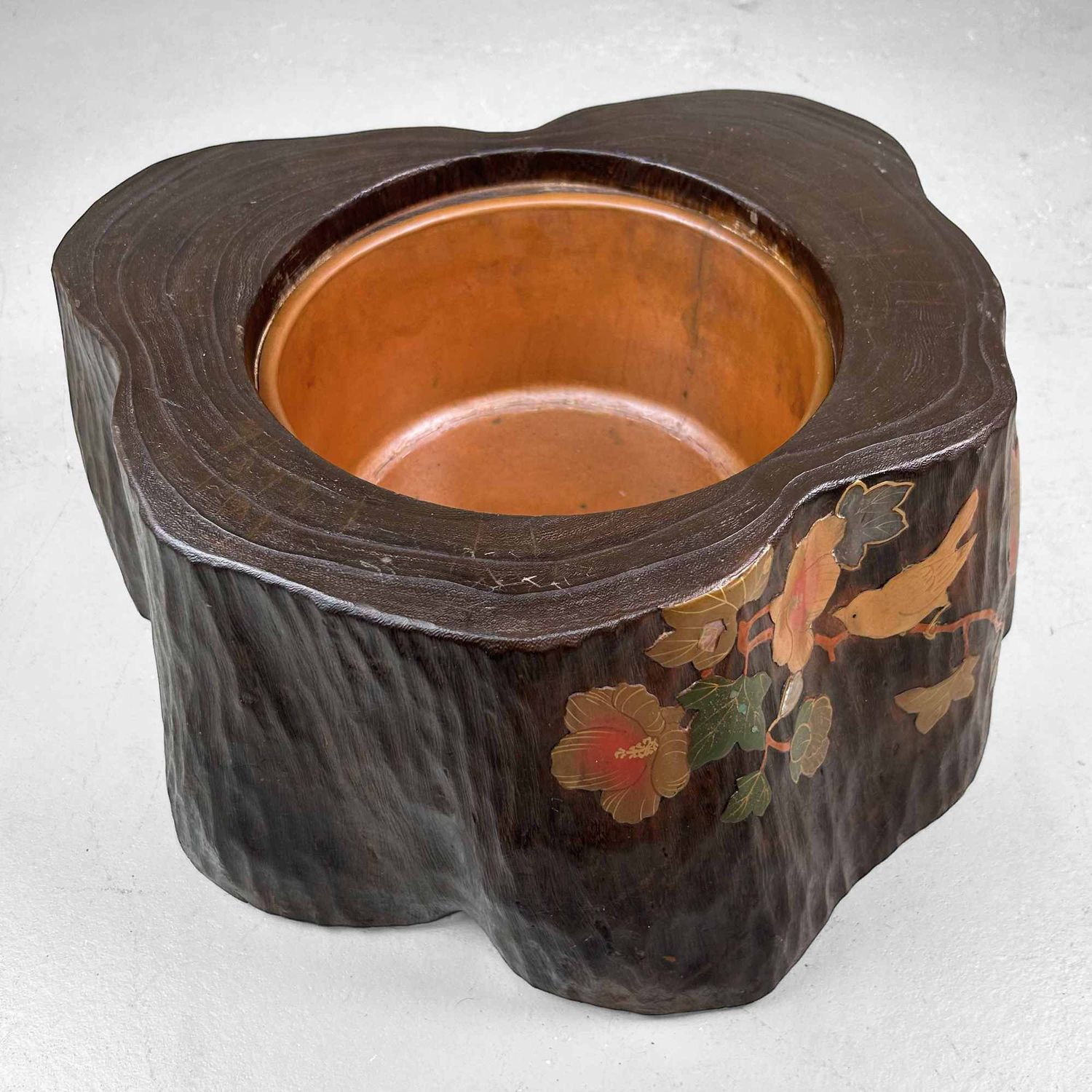 Vintage Kiri Maki-e Hibachi, Shōwa period, Japan.