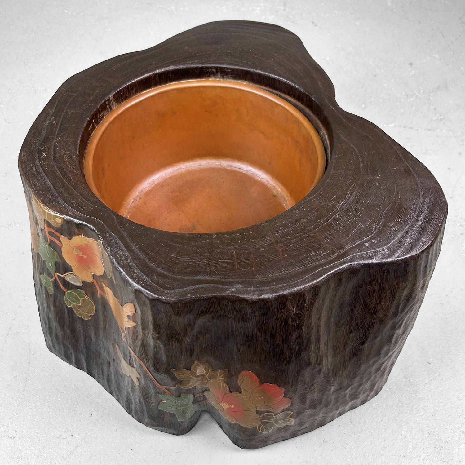 Vintage Kiri Maki-e Hibachi, Shōwa period, Japan.