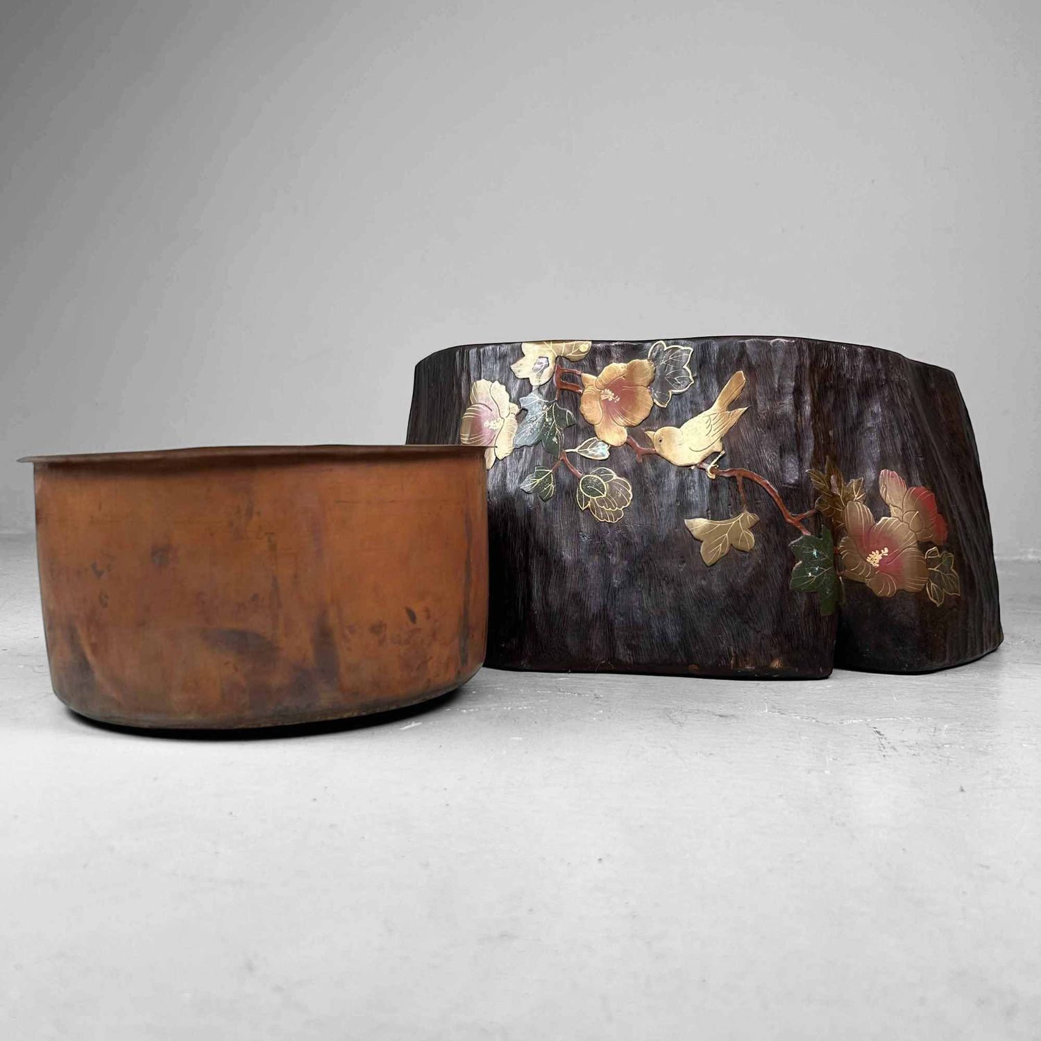 Vintage Kiri Maki-e Hibachi, Shōwa period, Japan.