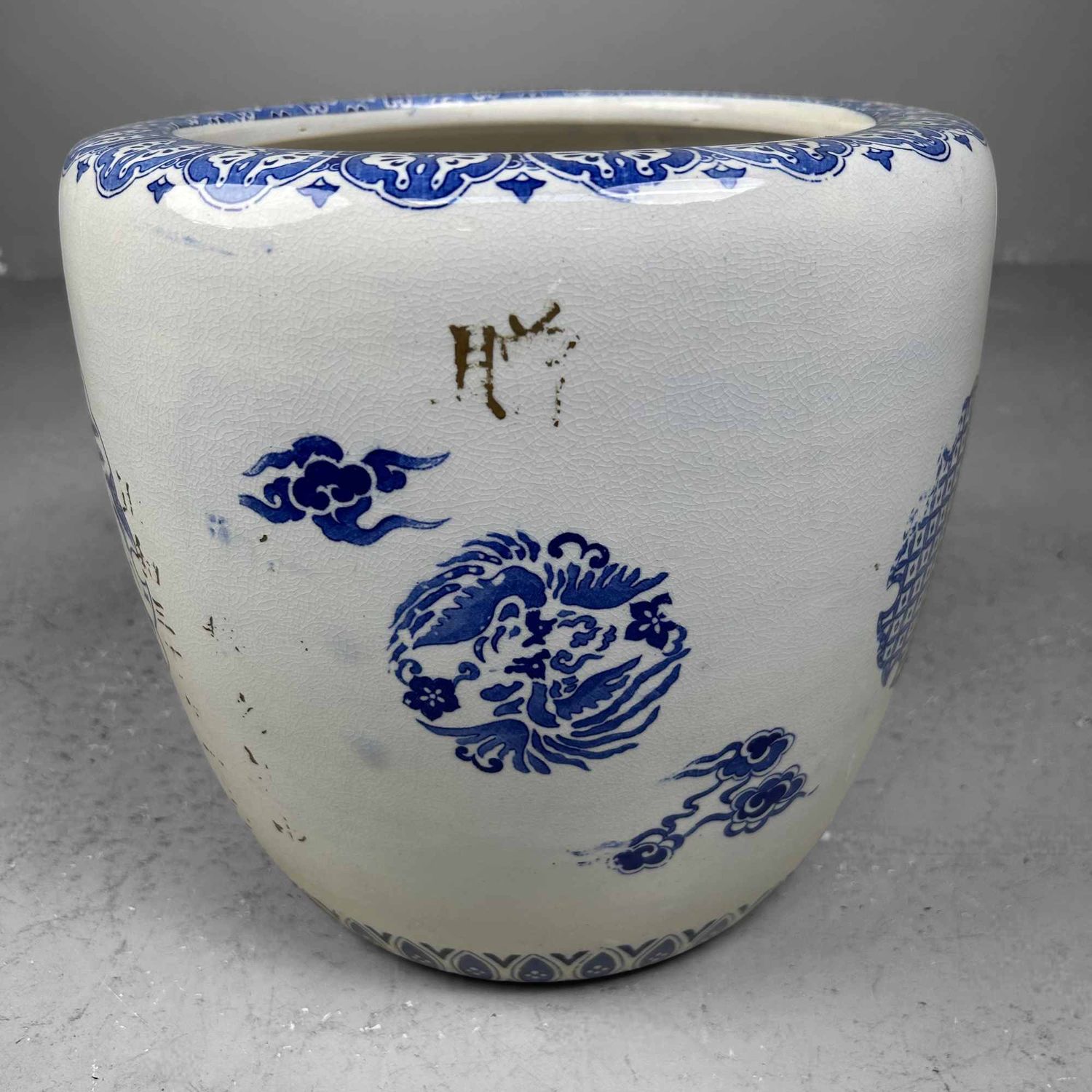 Porseleinen Hibachi, Japan, vroege Taishō-periode.