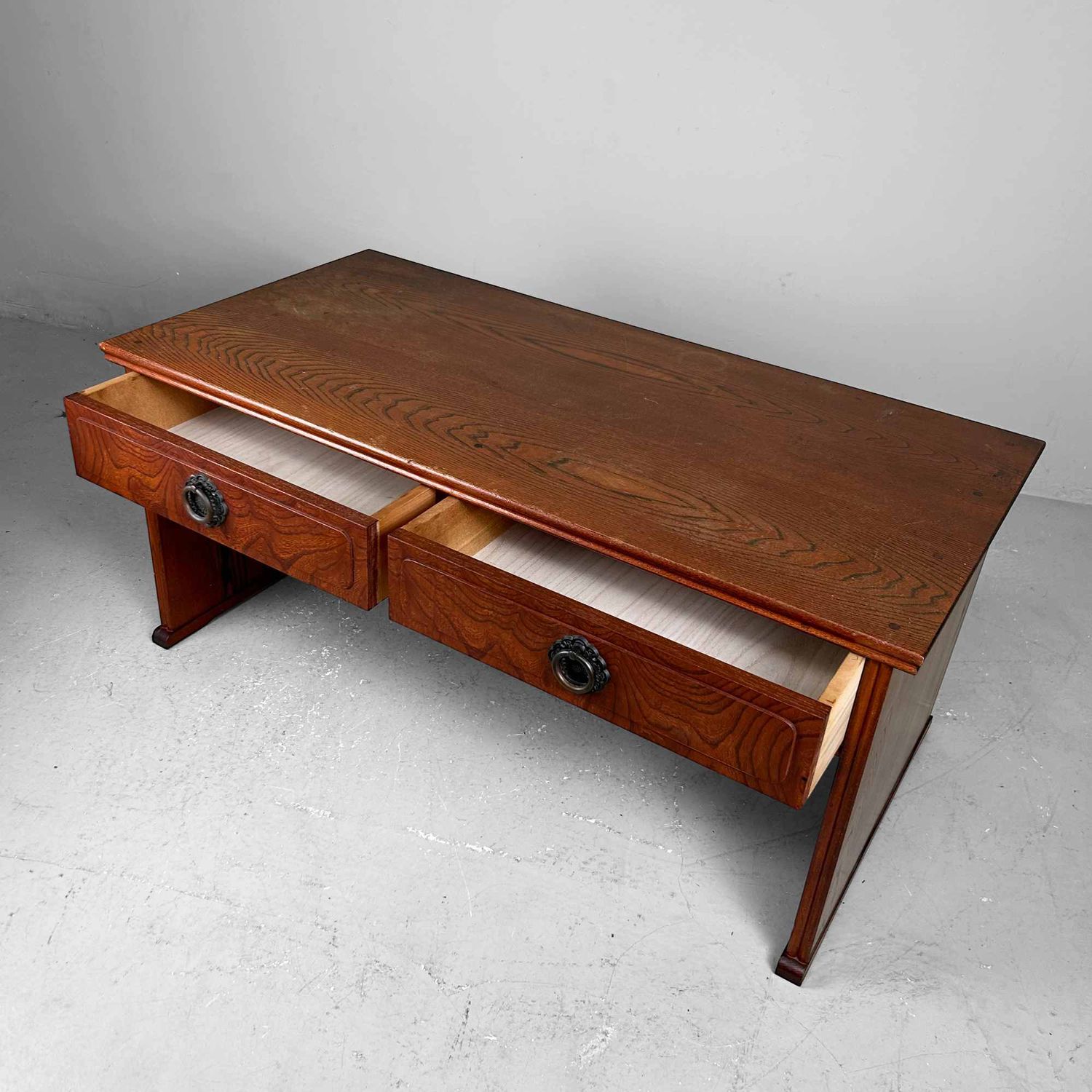 Japanese Shosai-Ki Writing Desk, 書斎机, Shōwa Period.