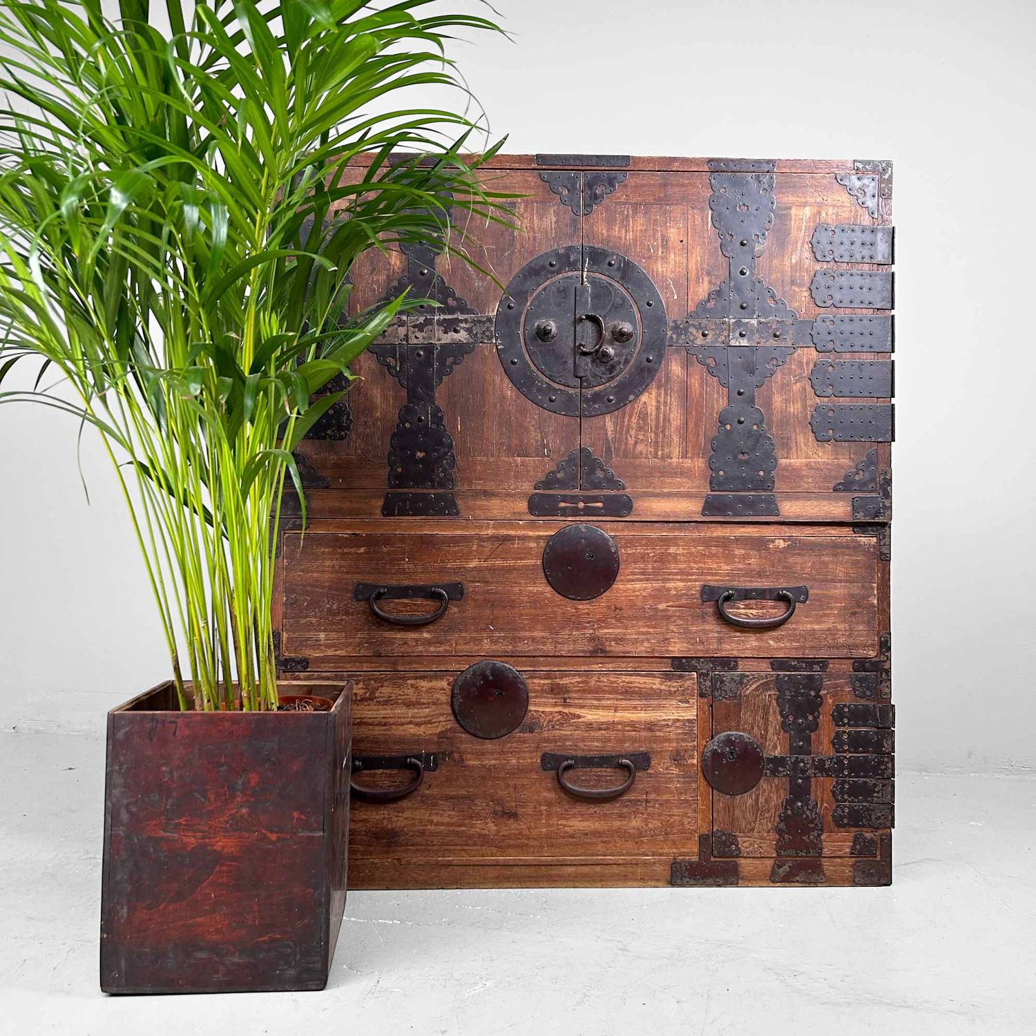 Kannon Biraki Isho Tansu, Traditional Clothing Chest, Meiji Period, Japan.