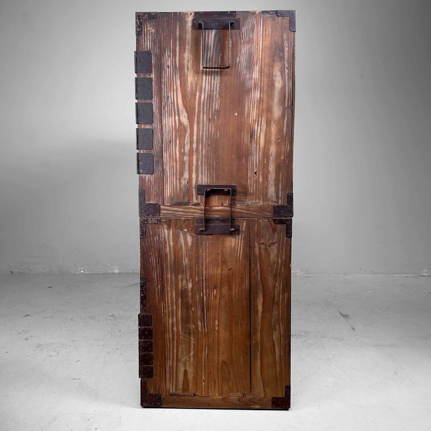 Kannon Biraki Isho Tansu, Traditional Clothing Chest, Meiji Period, Japan.