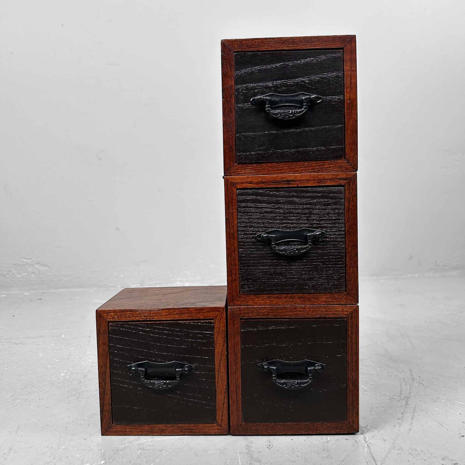 Small Modular Japanese Drawer Cabinet, Shōwa Period.