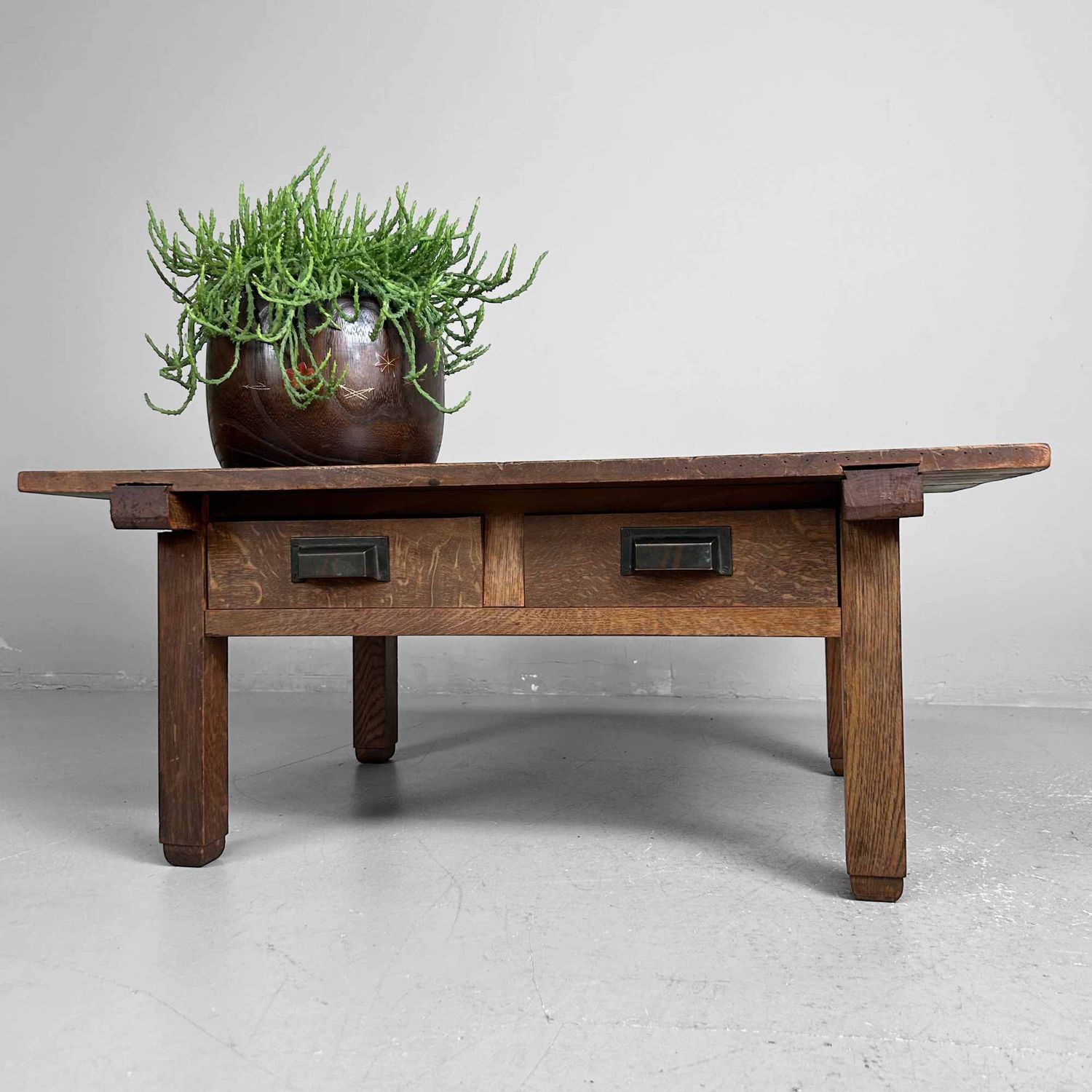 Traditional Low Japanese Writing Desk Shosai-Ki, Taishō Period.