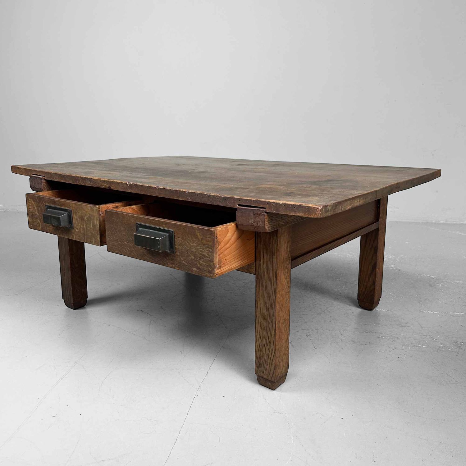 Traditional Low Japanese Writing Desk Shosai-Ki, Taishō Period.