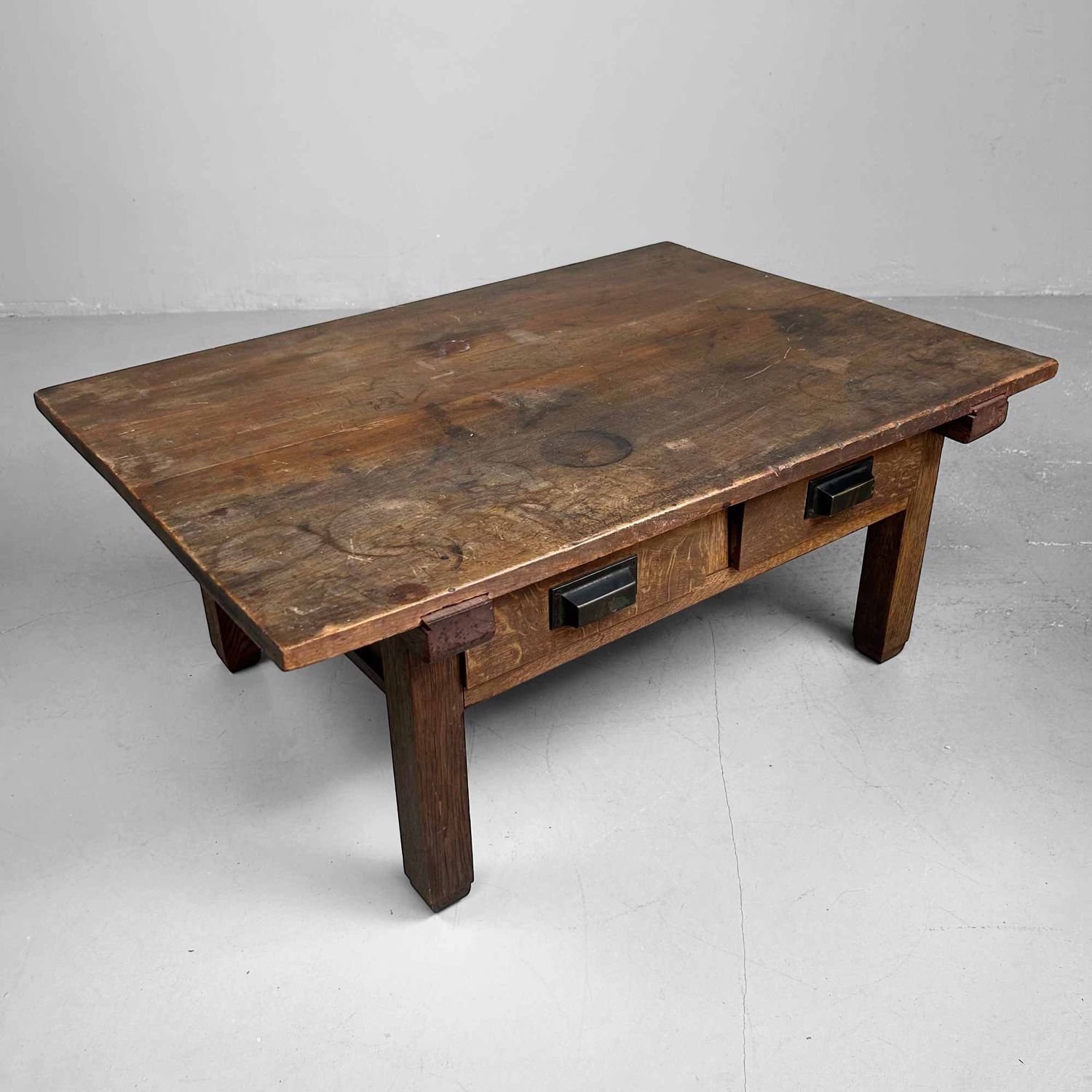 Traditional Low Japanese Writing Desk Shosai-Ki, Taishō Period.