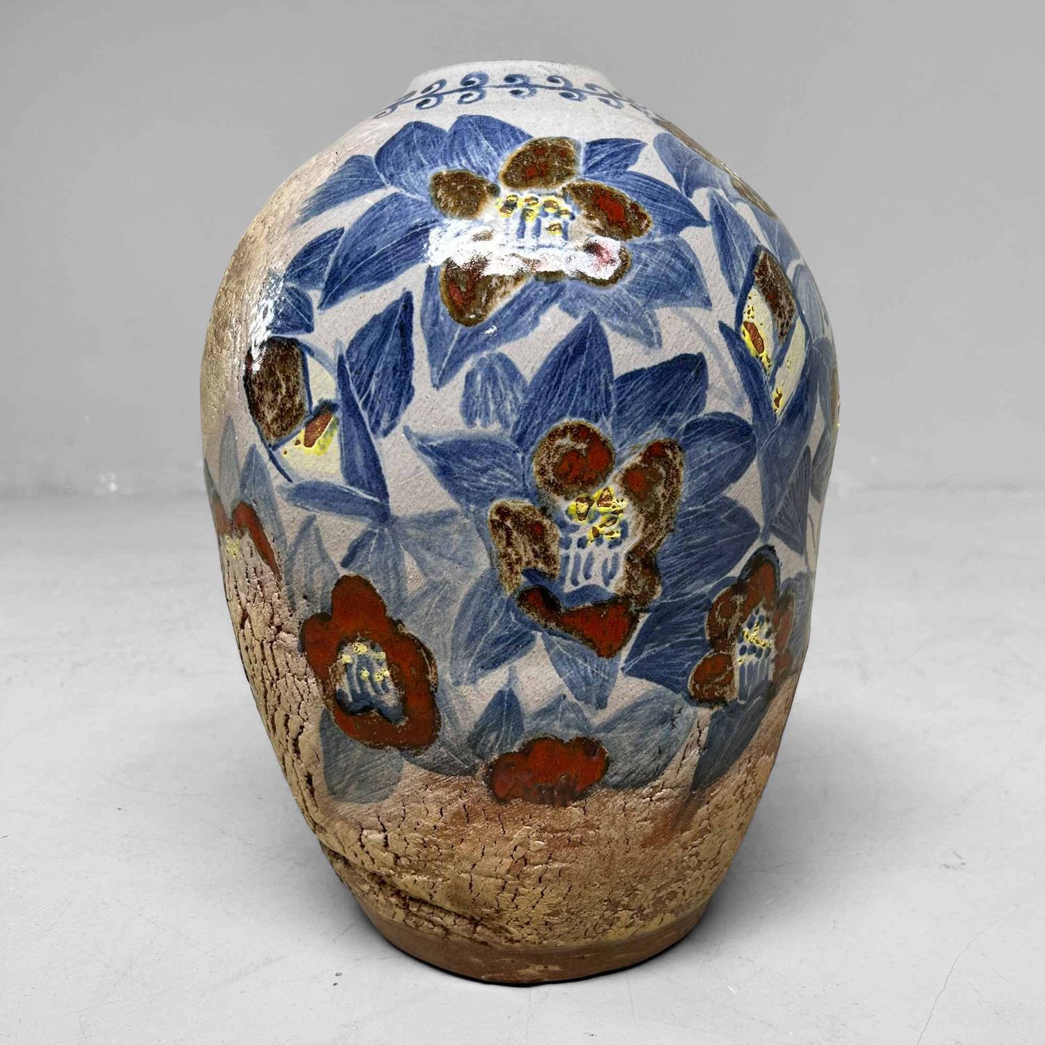 ​Unique Japanese Earthenware Ikebana Flower Vase, Taishō Period.