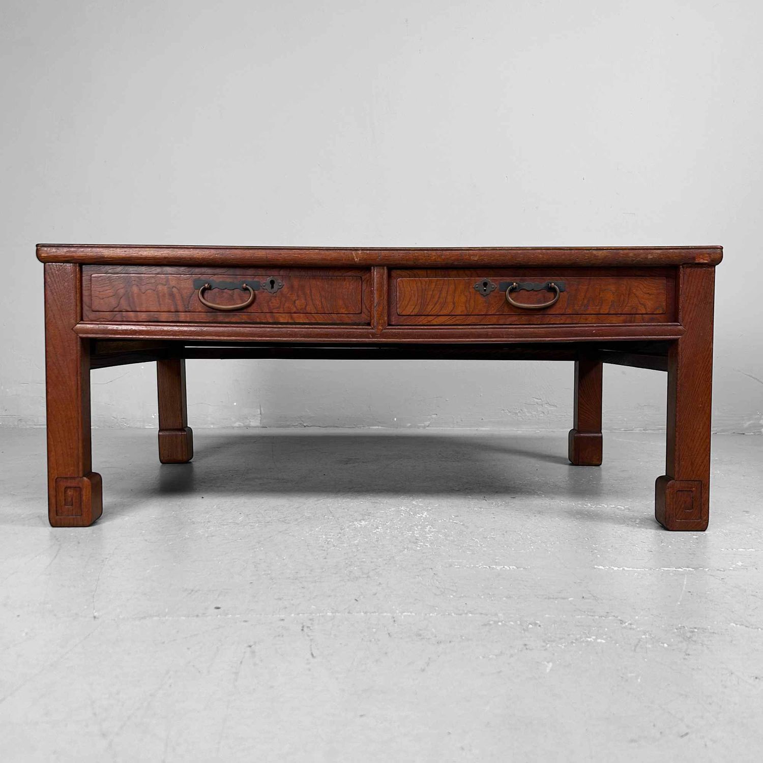 Japanese Shosai-Ki Writing Desk, 書斎机, Taishō Period.