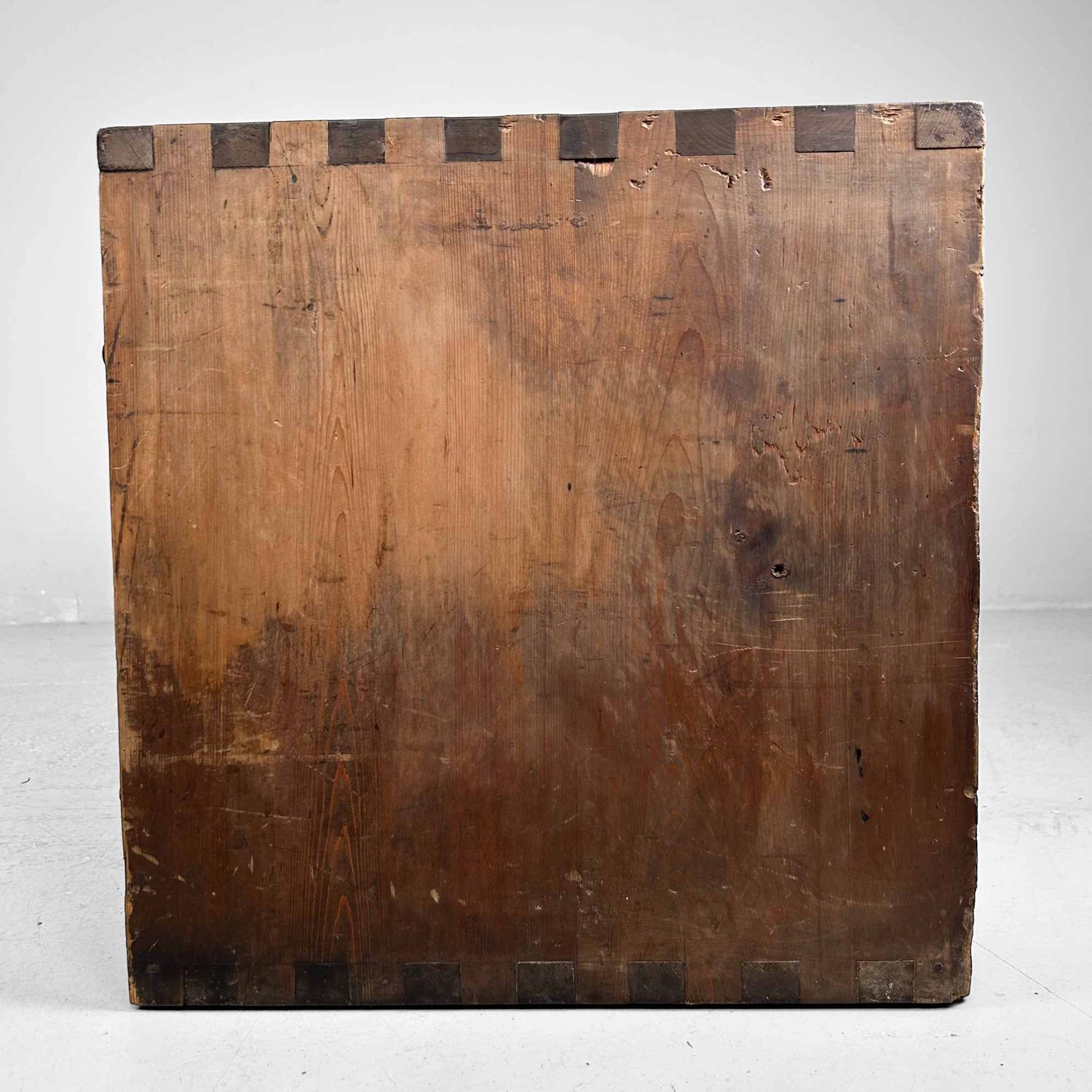 Ko-dansu (小箪笥), Low Drawer Chest, Meiji Period, Japan.