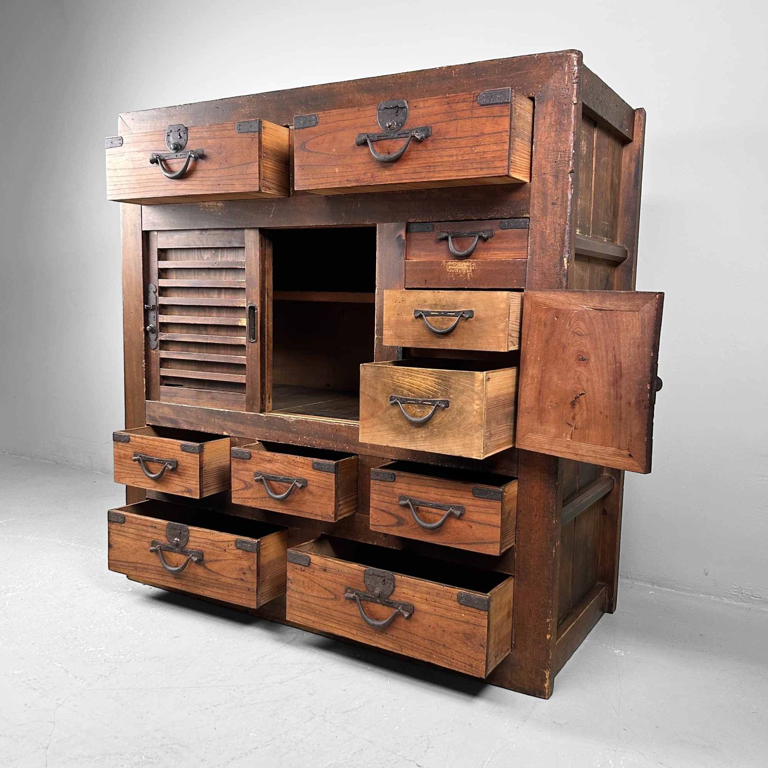 Traditional Japanese Tansu, Storage Cabinet, Meiji Period.