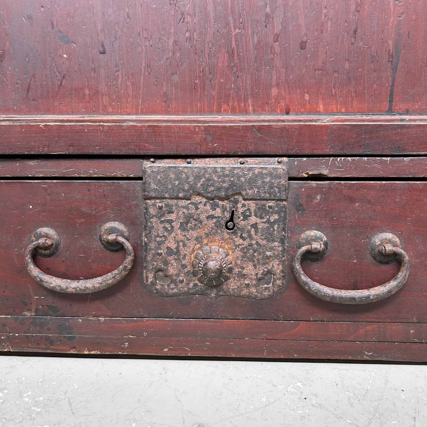 Chabako (茶箱), Storage Cabinet for Tea Ceremony, Meiji Period, Japan.