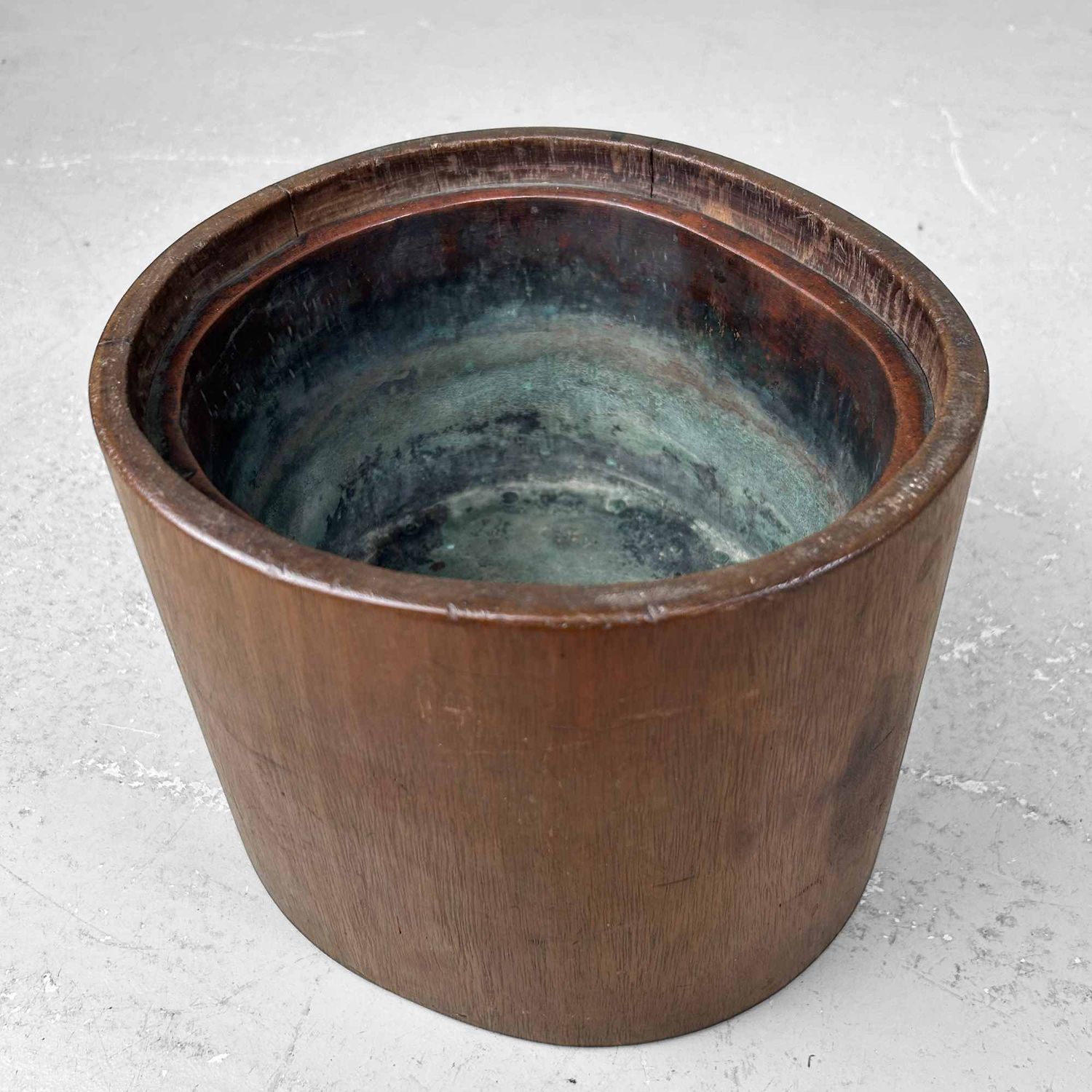 Unieke Houten 'Boomstam' Hibachi 火鉢  Japan, Meiji periode.