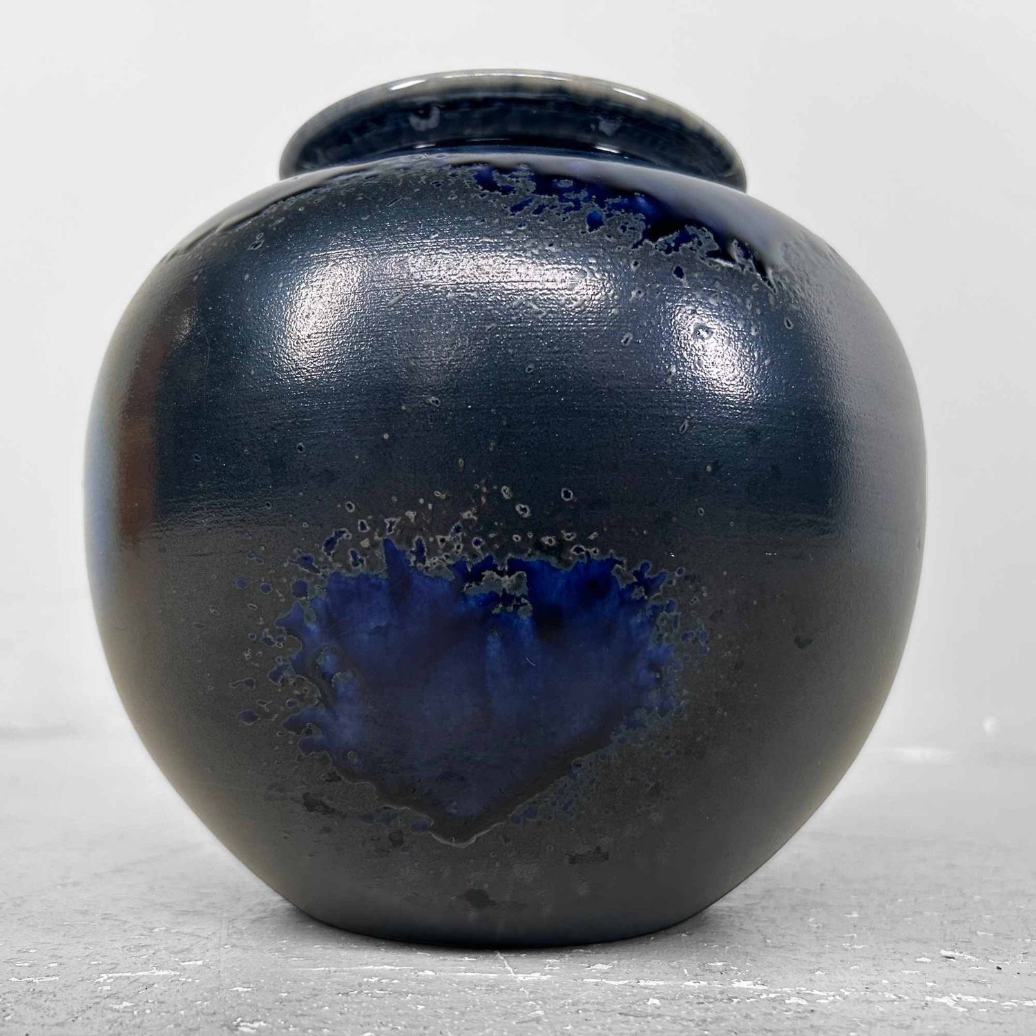 Mid Century Shigaraki Ikebana Flower Vase, Japan.