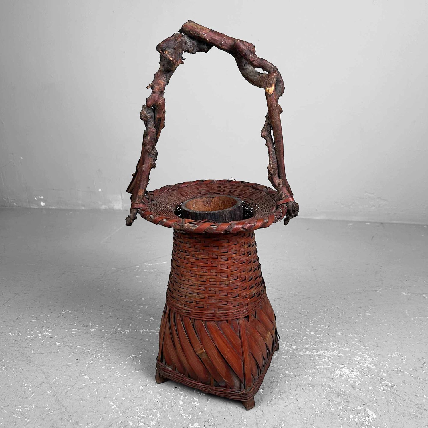 Handgevlochten Ikebana 生け花 Bamboe Bloemenmand, jaren '50.