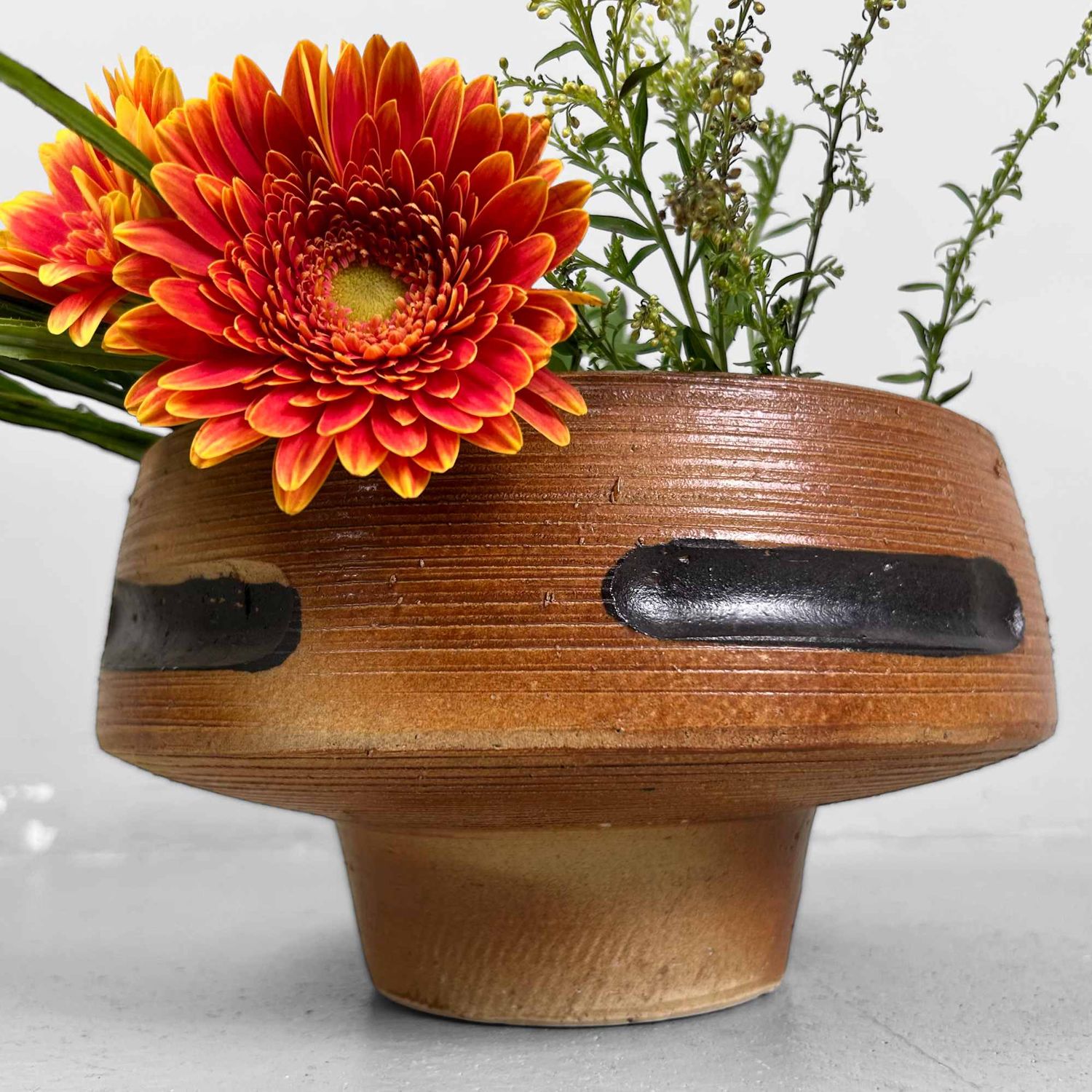 Aardewerken Shigaraki Ikebana, Bloemenschaal, Shōwa-periode.