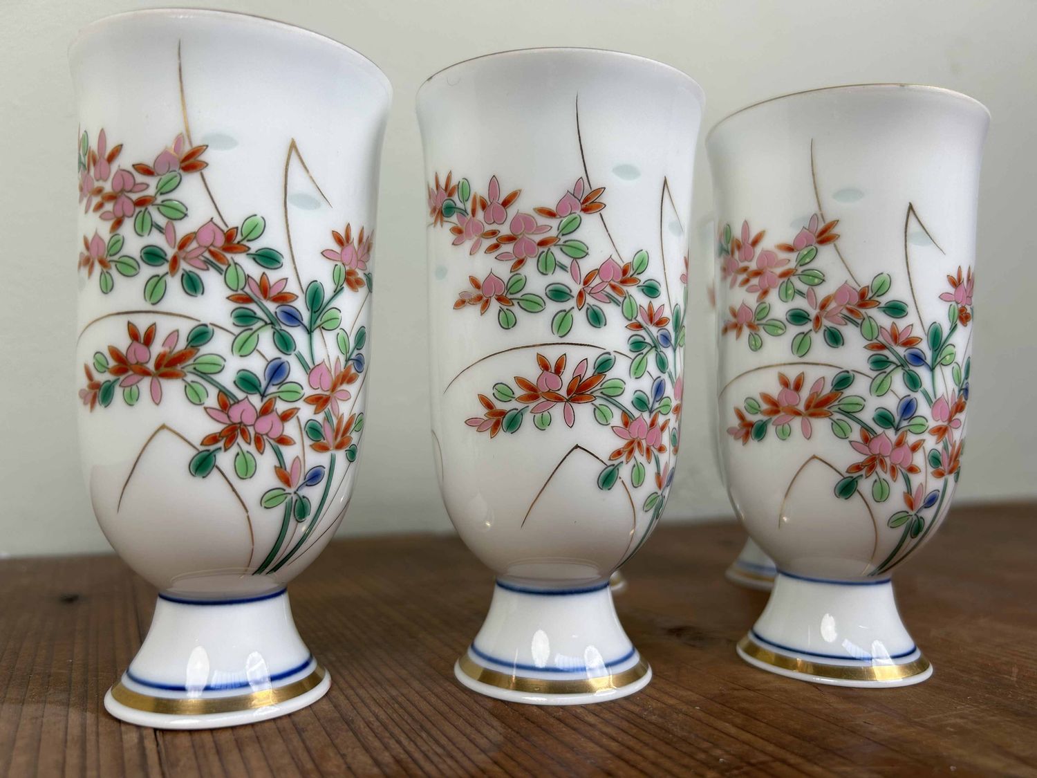 Rare Set of Sake/Tea Cups, Shobido Honten, Arita, Shōwa Period.