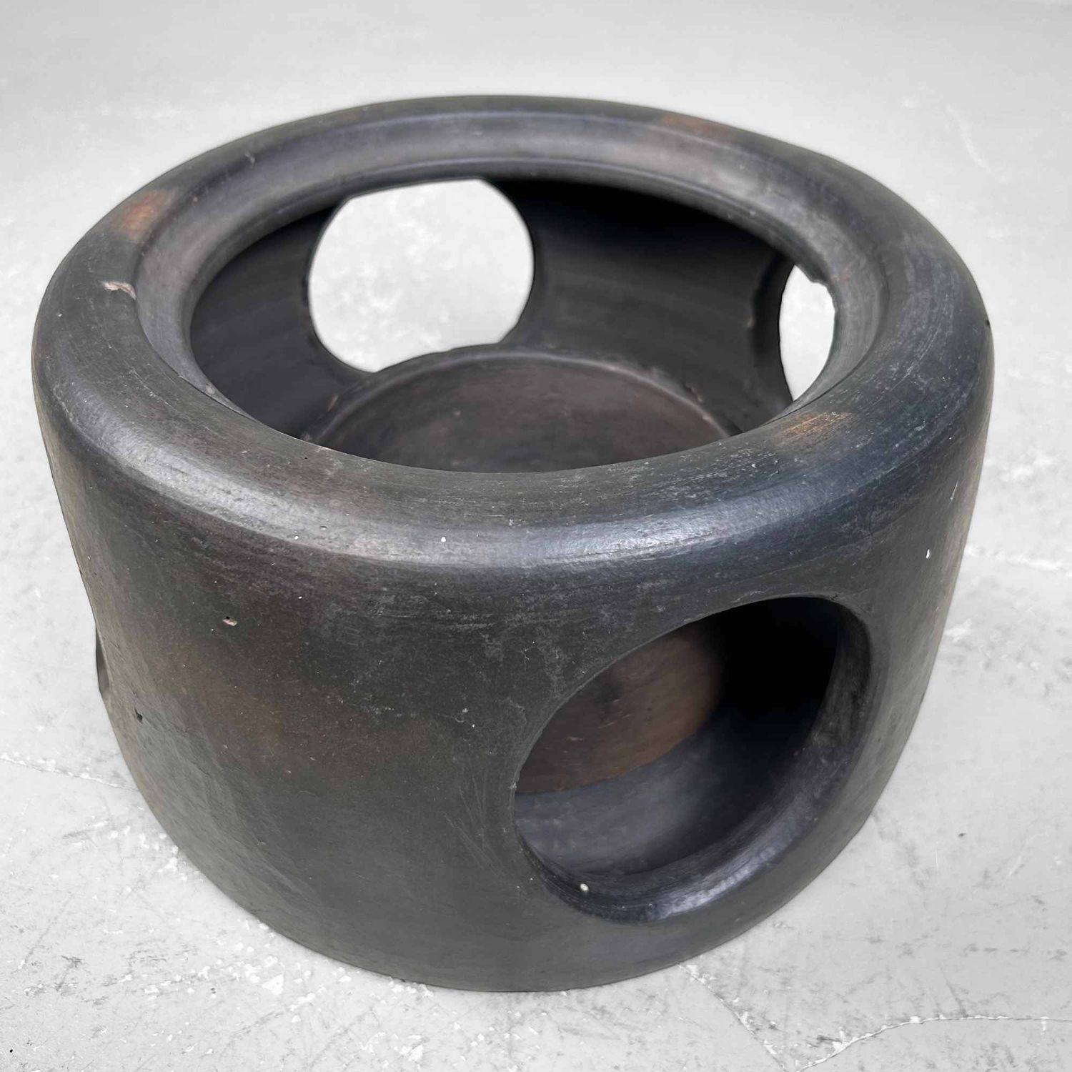 Minimalist Earthenware Fire Pot, Hibachi, Meiji period, Japan.