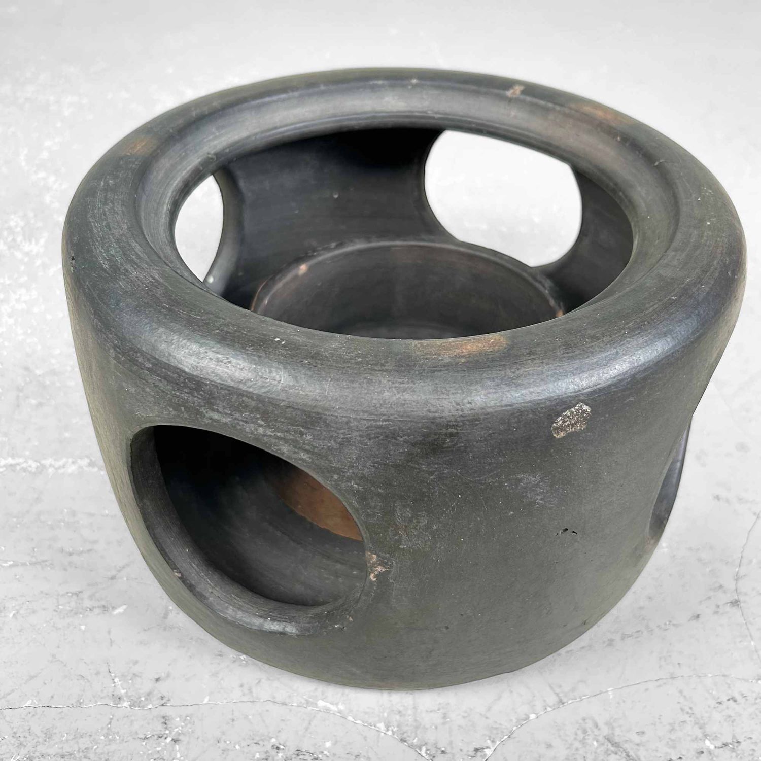 Minimalist Earthenware Fire Pot, Hibachi, Meiji period, Japan.
