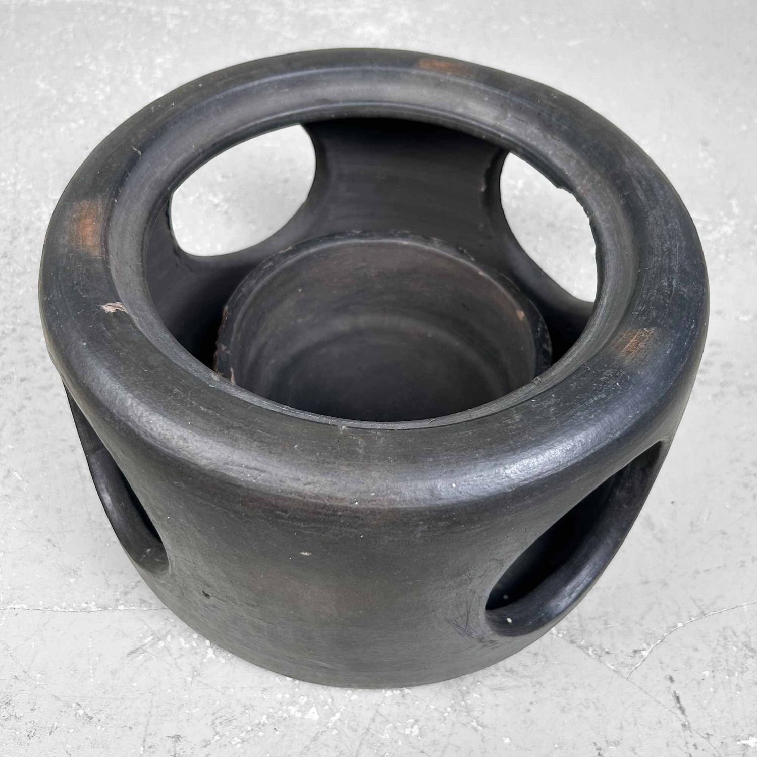 Minimalist Earthenware Fire Pot, Hibachi, Meiji period, Japan.