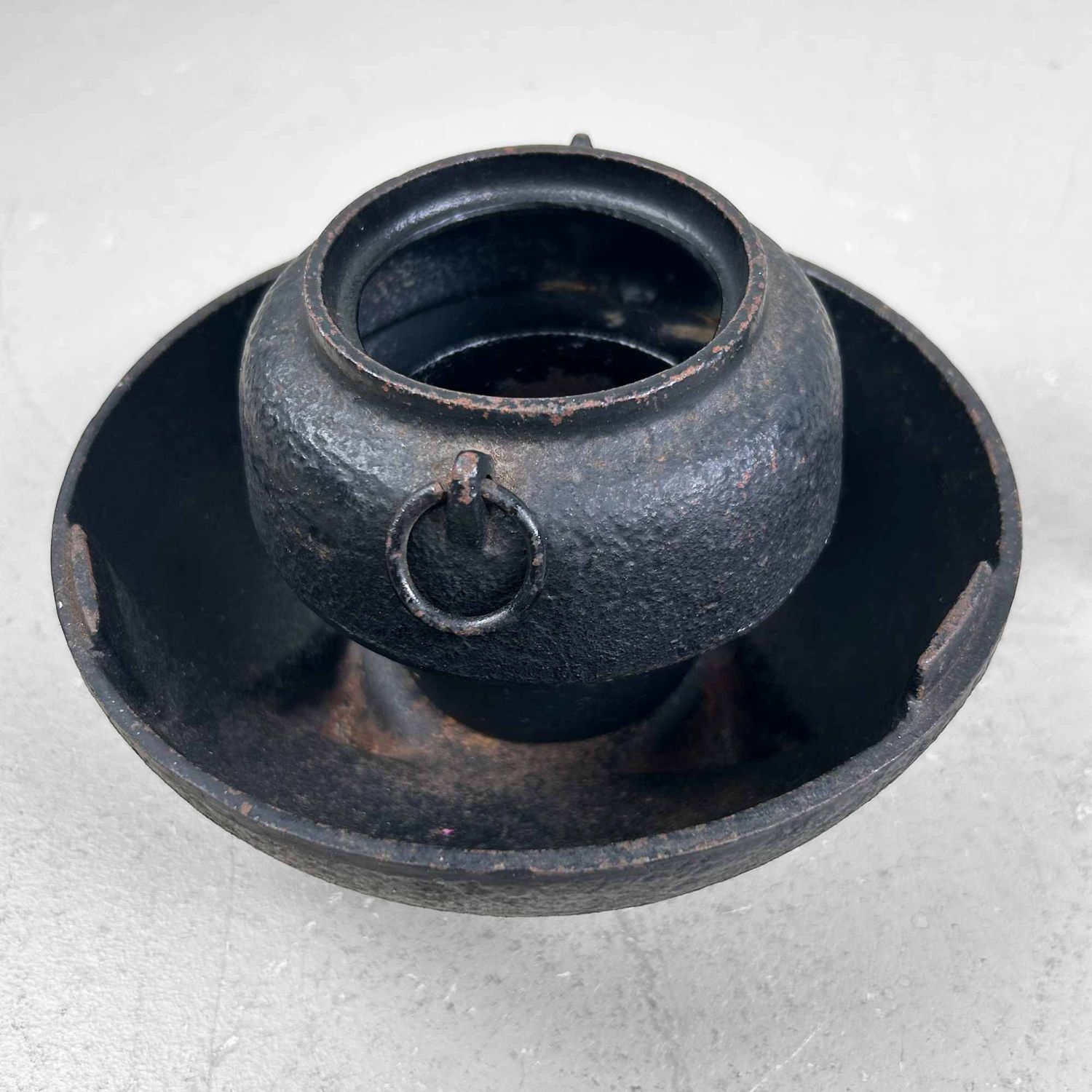 Japanese Cast Iron 'Chagama​ Furo' Ashtray, Nambu Tekki, Shōwa Period.