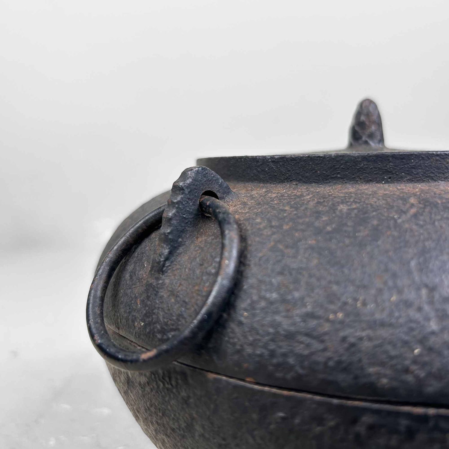 Japanese Cast Iron 'Chagama​ Furo' Ashtray, Nambu Tekki, Shōwa Period.