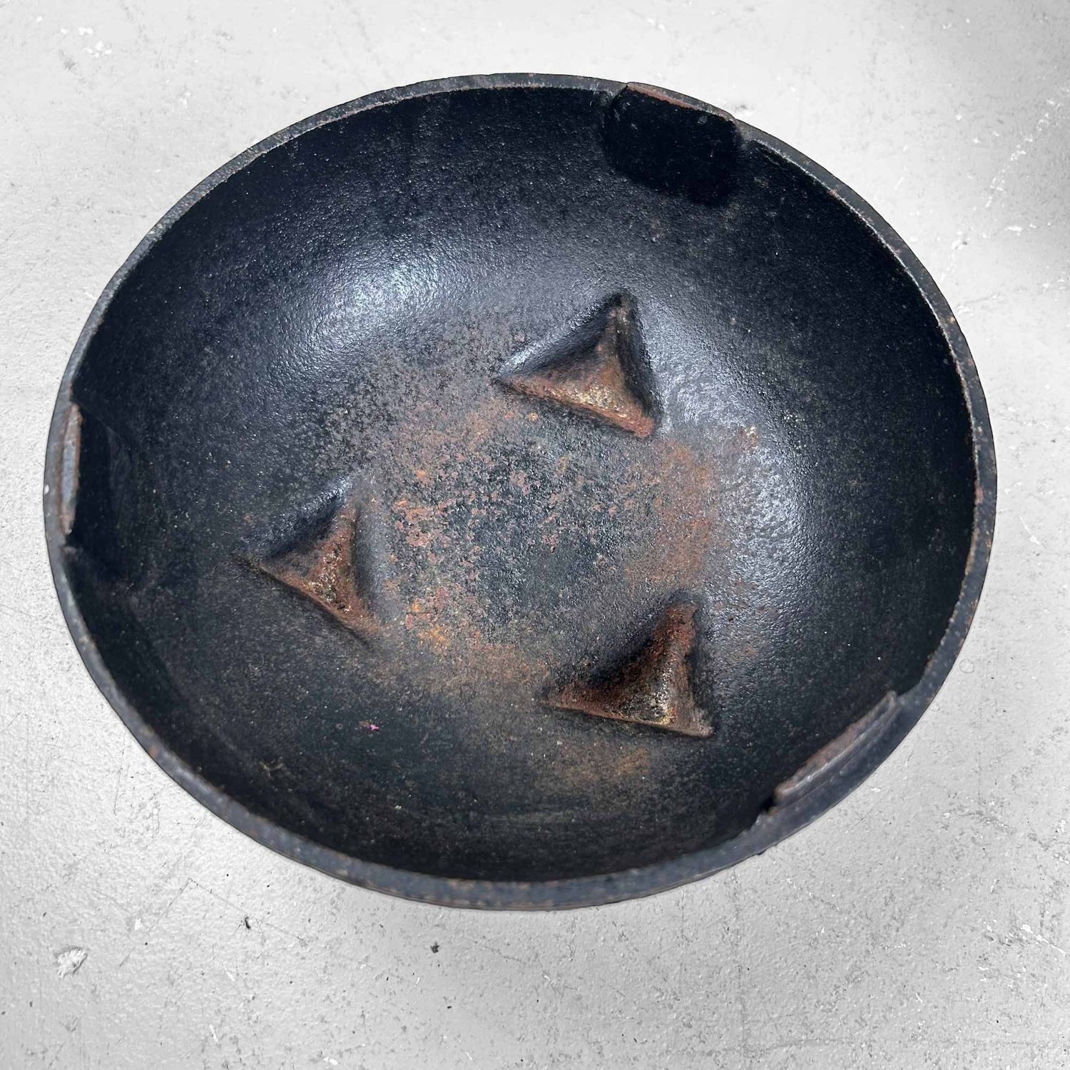 Japanese Cast Iron 'Chagama​ Furo' Ashtray, Nambu Tekki, Shōwa Period.