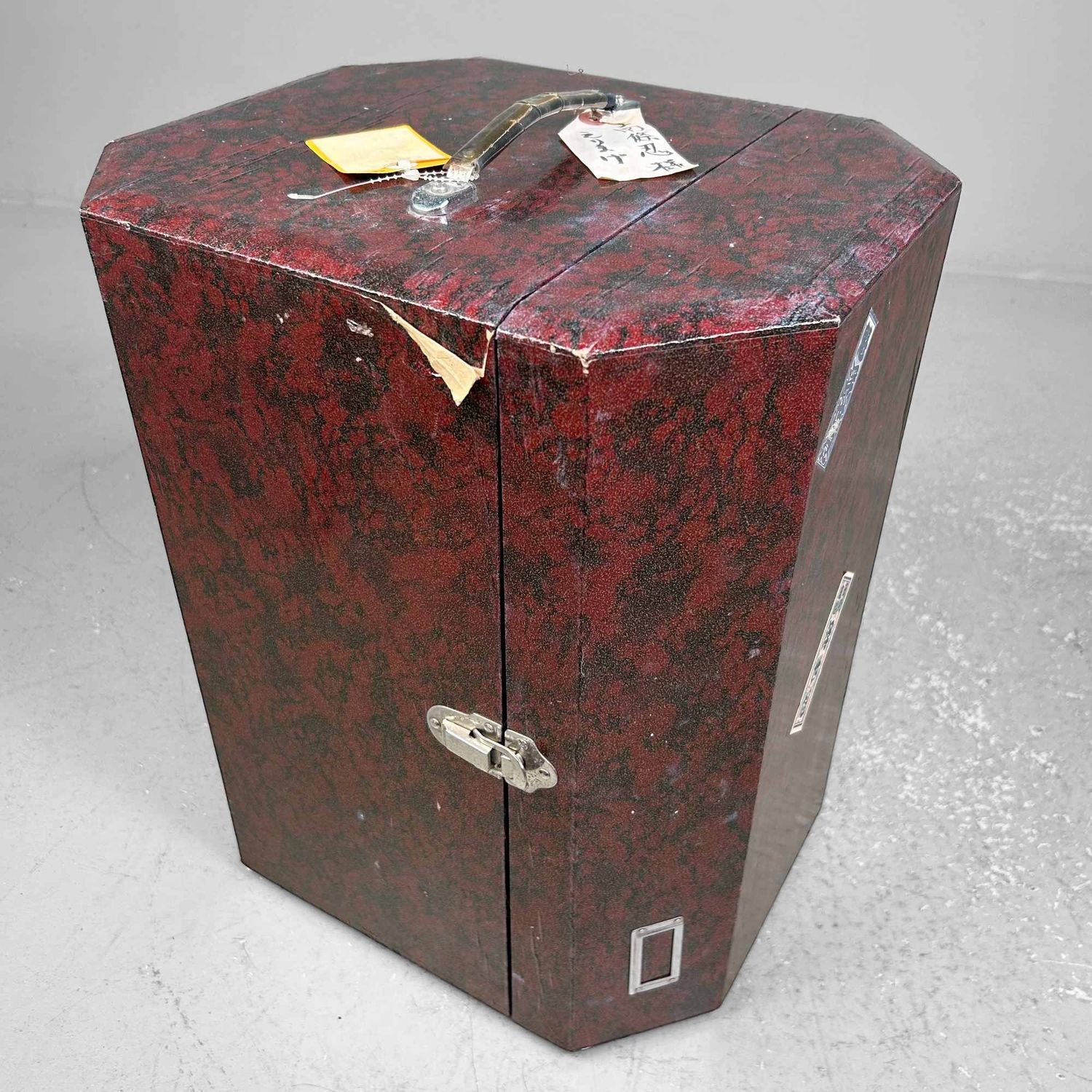 Japanese Katsura, Stage Wig, Yakaimaki 夜会巻, 1940s. Japanese Katsura, Stage Wig, Yakaimaki 夜会巻, 1940s.