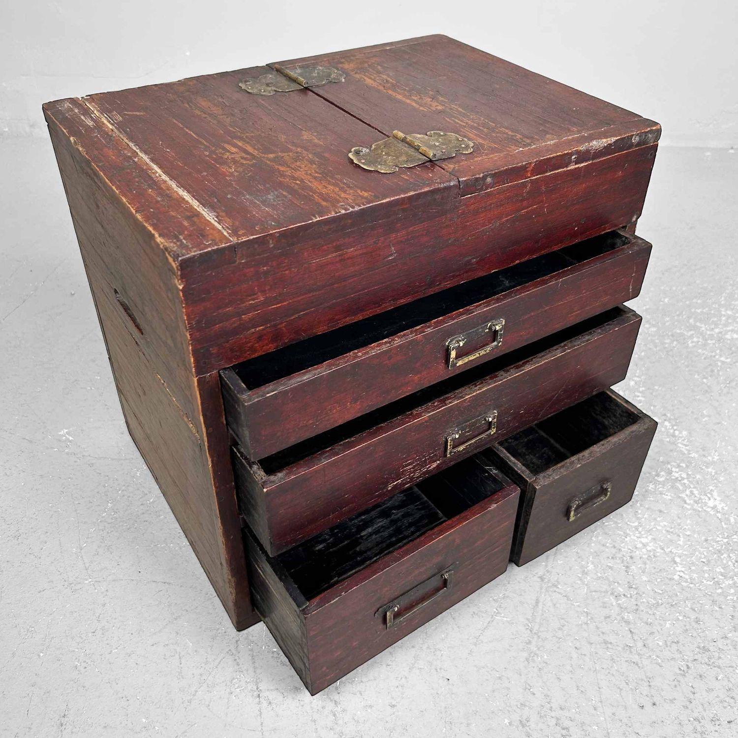 Japanese Antique Sewing Cabinet, Haribako, Taishō Period, Japan.