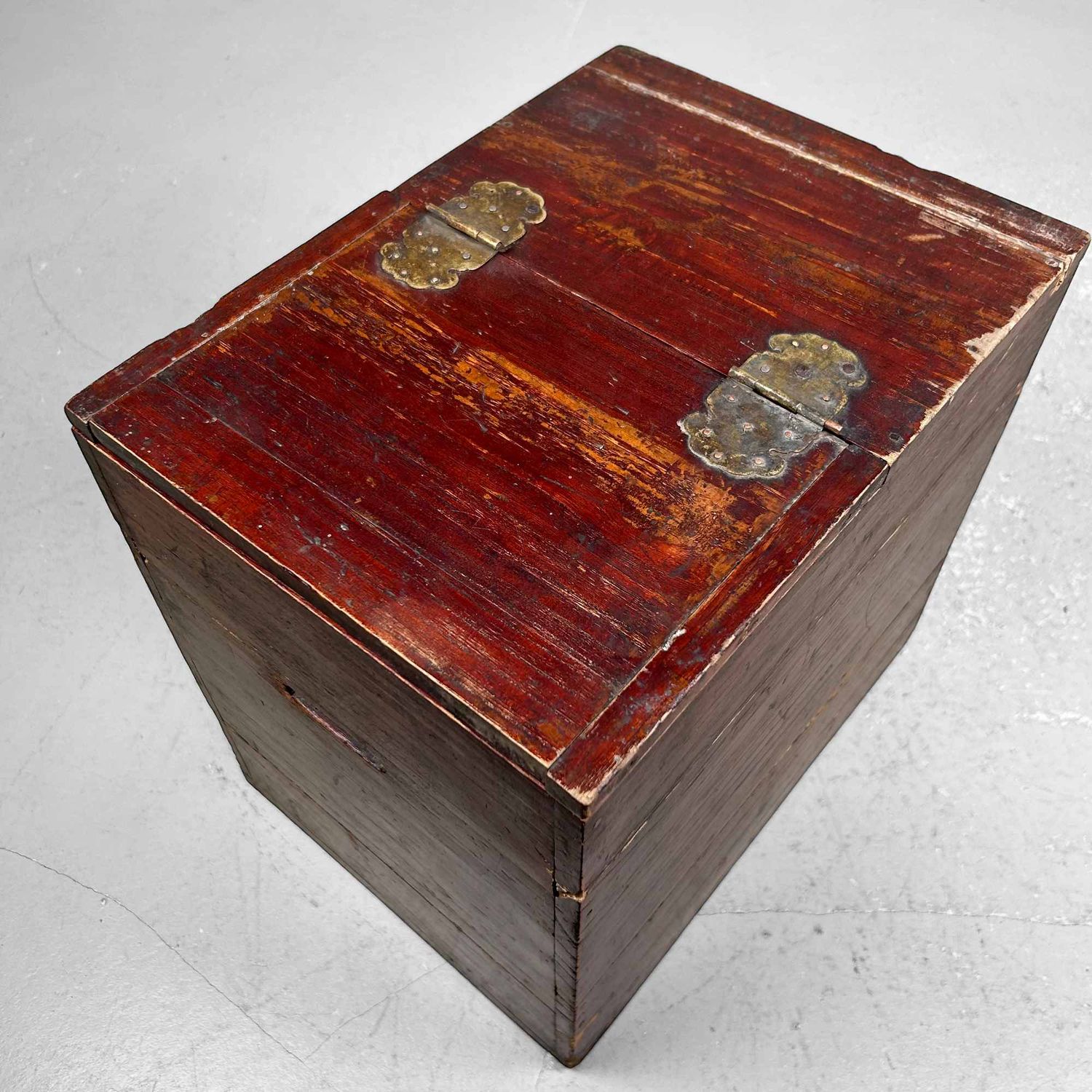 Japanese Antique Sewing Cabinet, Haribako, Taishō Period, Japan.